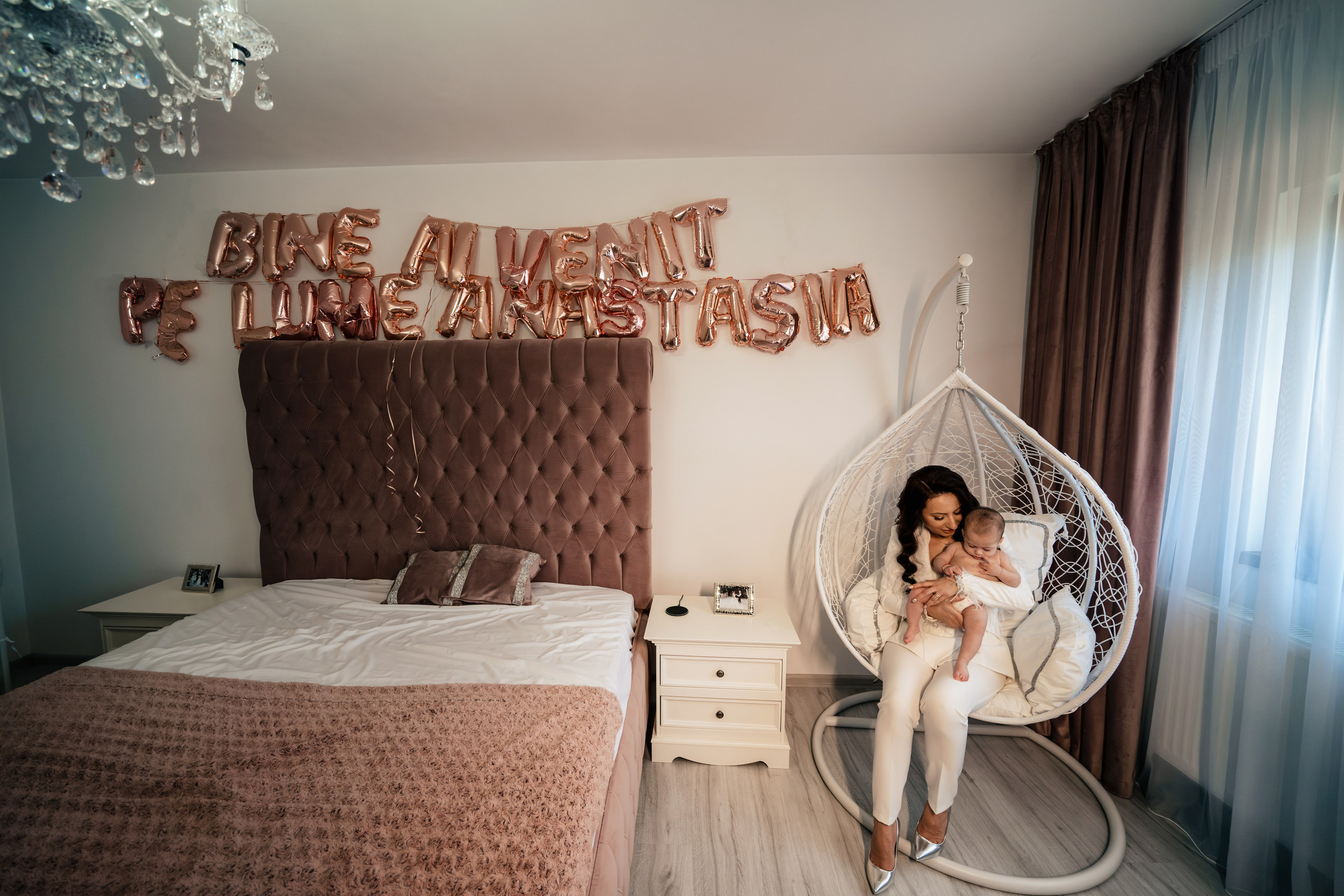 Anastasia Ellen. Acasă