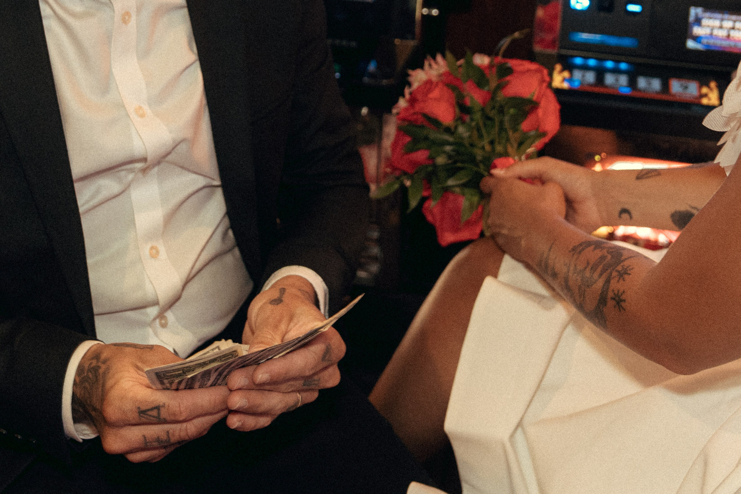 Klara&Marsel. Wedding & elopement photographer Viktoriya Kravtsov. Las Vegas