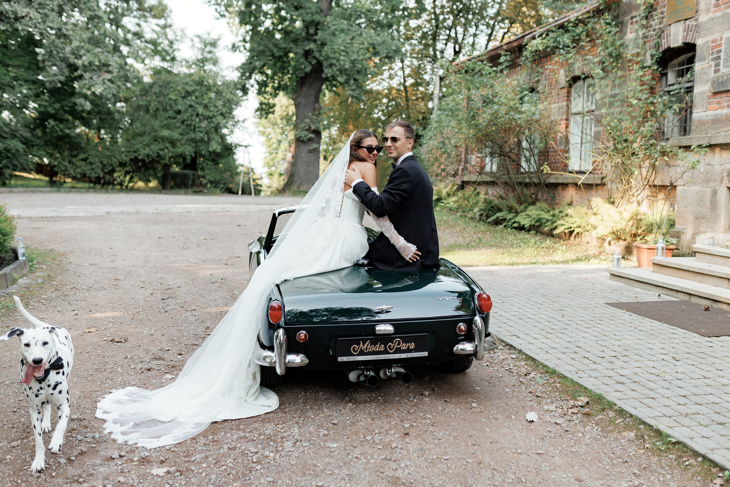 Palac Zelenskich. Fotograf ślubny i rodzinny w Krakowie Yana Klymova