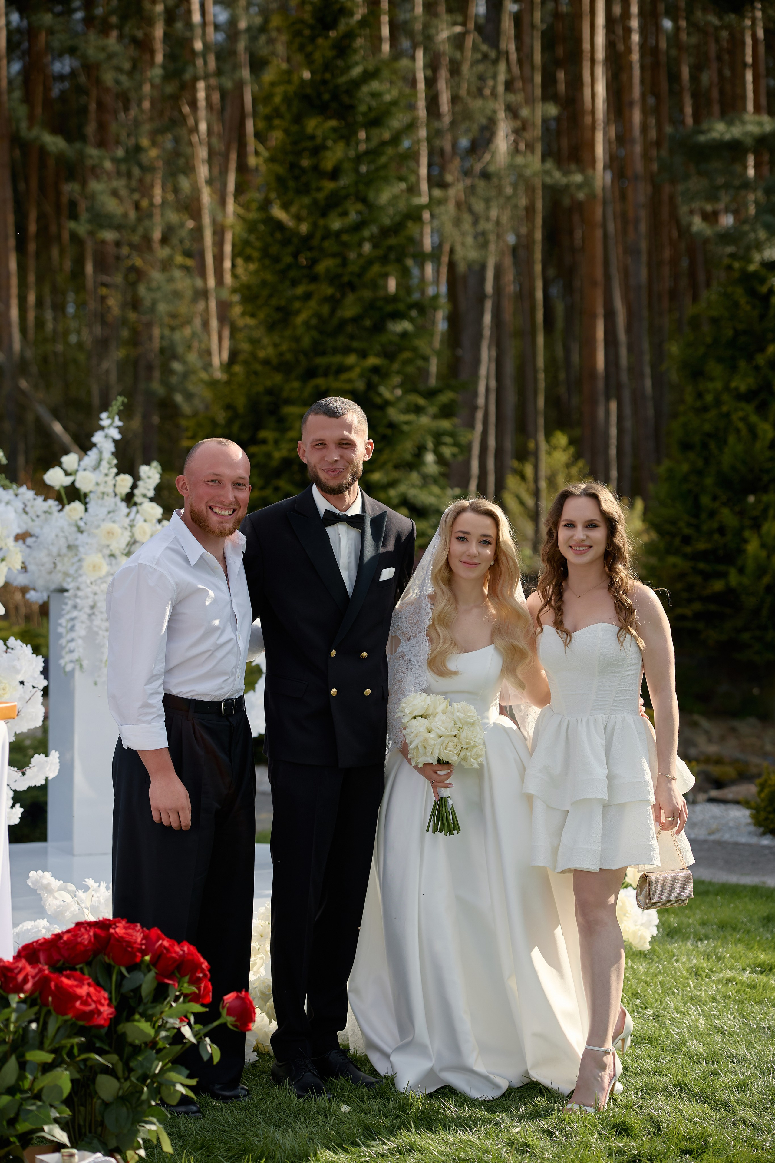 Natalia & Roman. Dworek przy lesie. Fotograf ślubny i rodzinny w Krakowie Yana Klymova