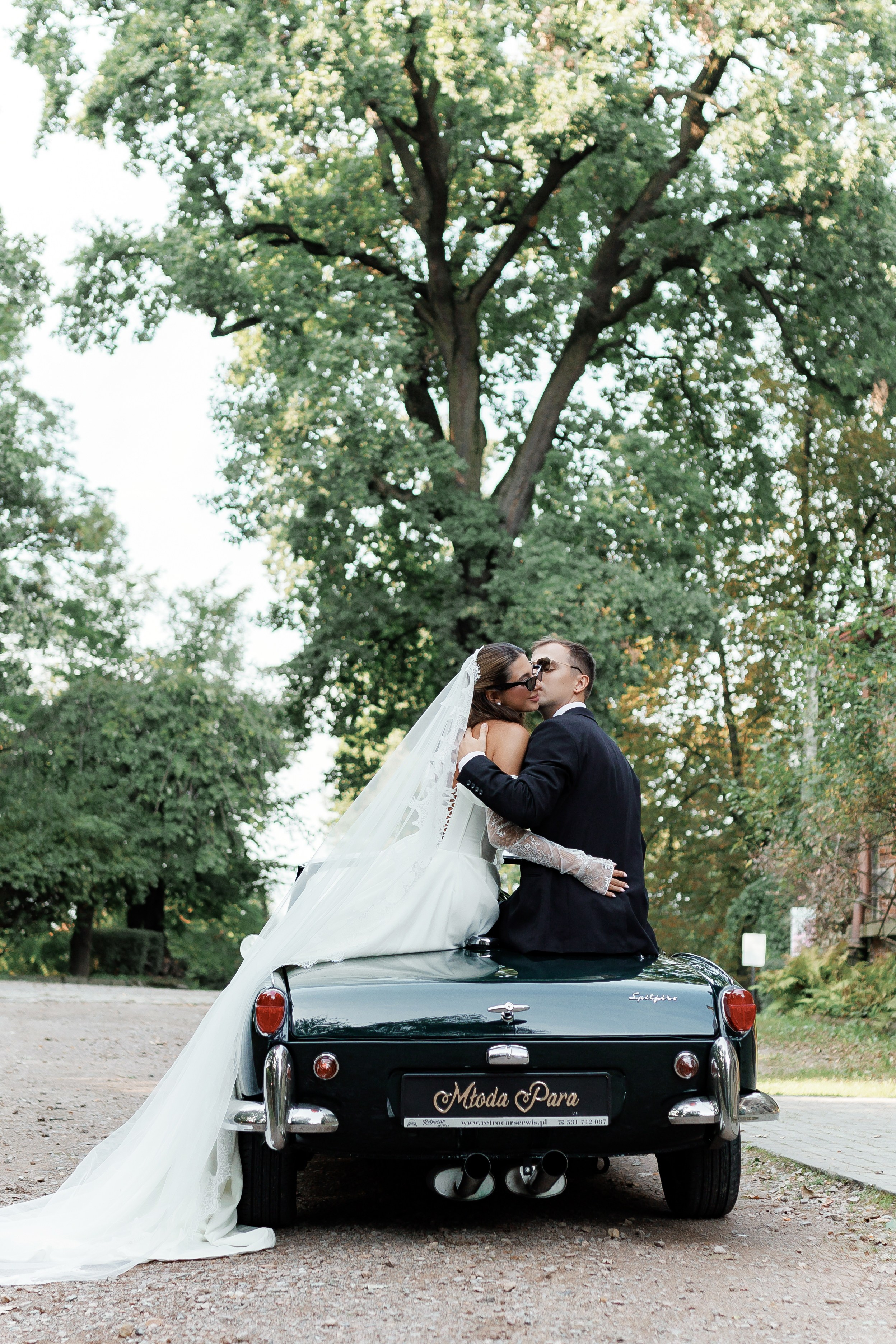 Palac Zelenskich. Fotograf ślubny i rodzinny w Krakowie Yana Klymova