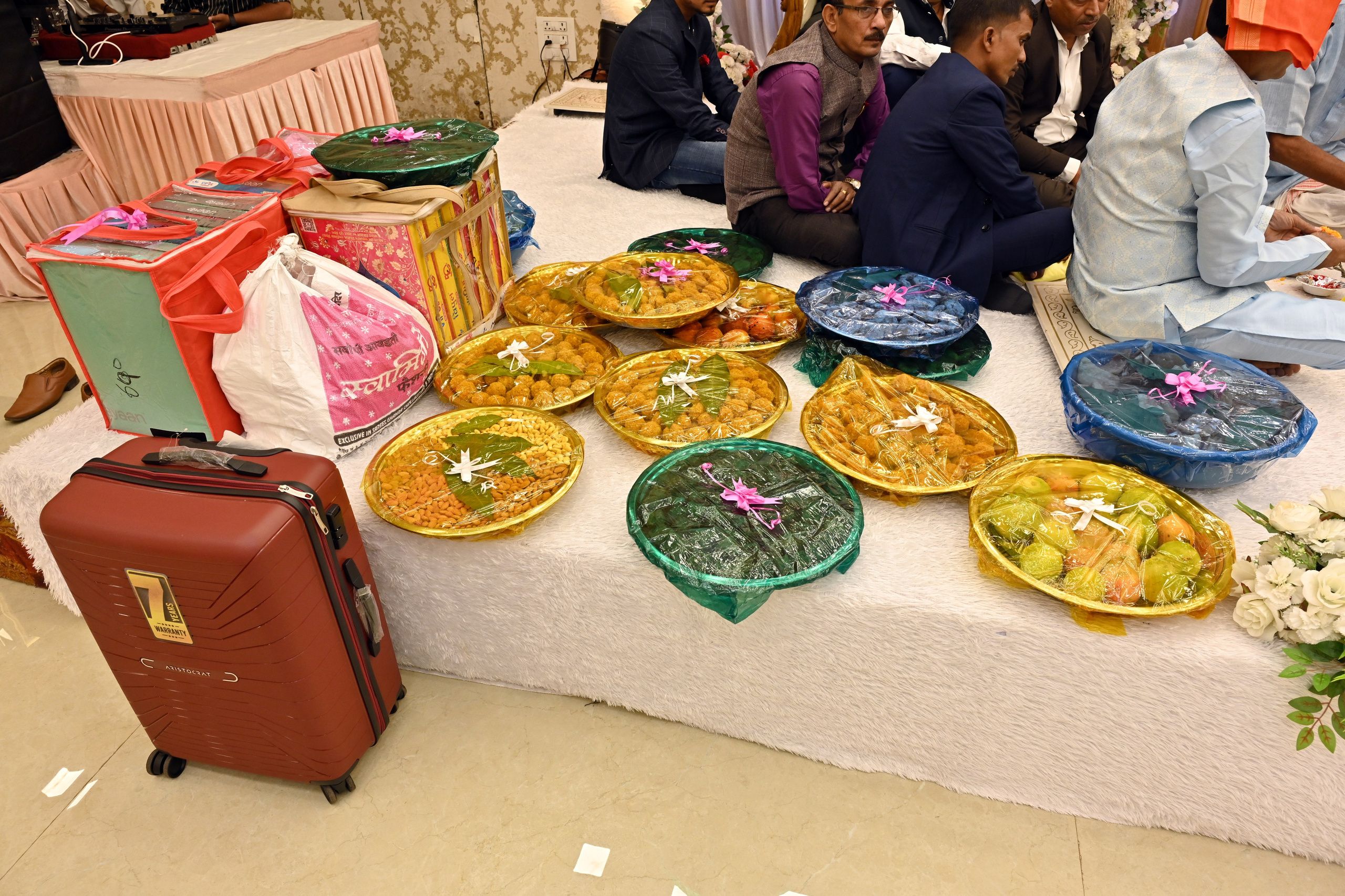 Vivek & sunanda. “Ajay Digital Photo Studio — Capturing Timeless Wedding Moments”