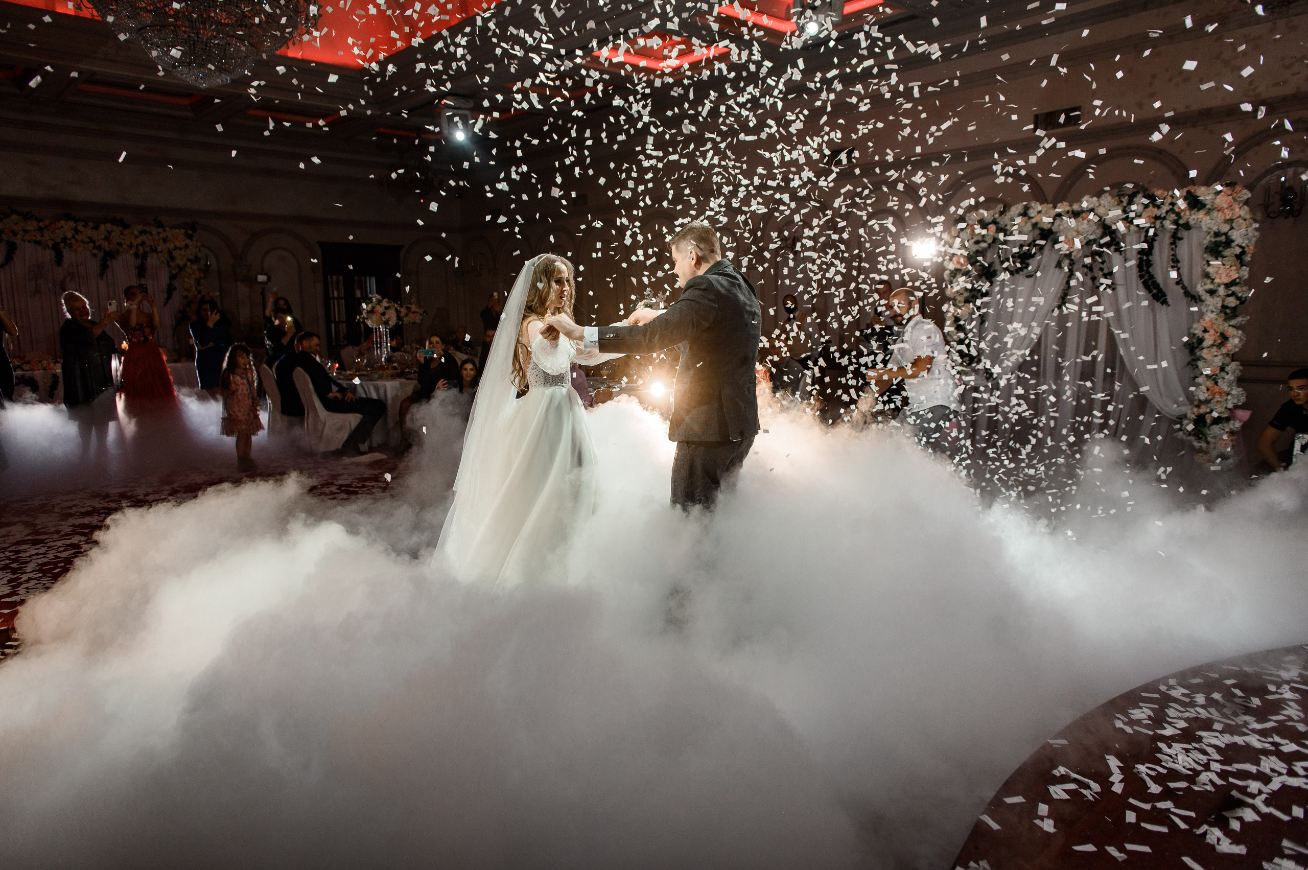 Die Feier. Hochzeits- und Reportagefotograf für München, Regensburg, Deutschland RED LINE Media