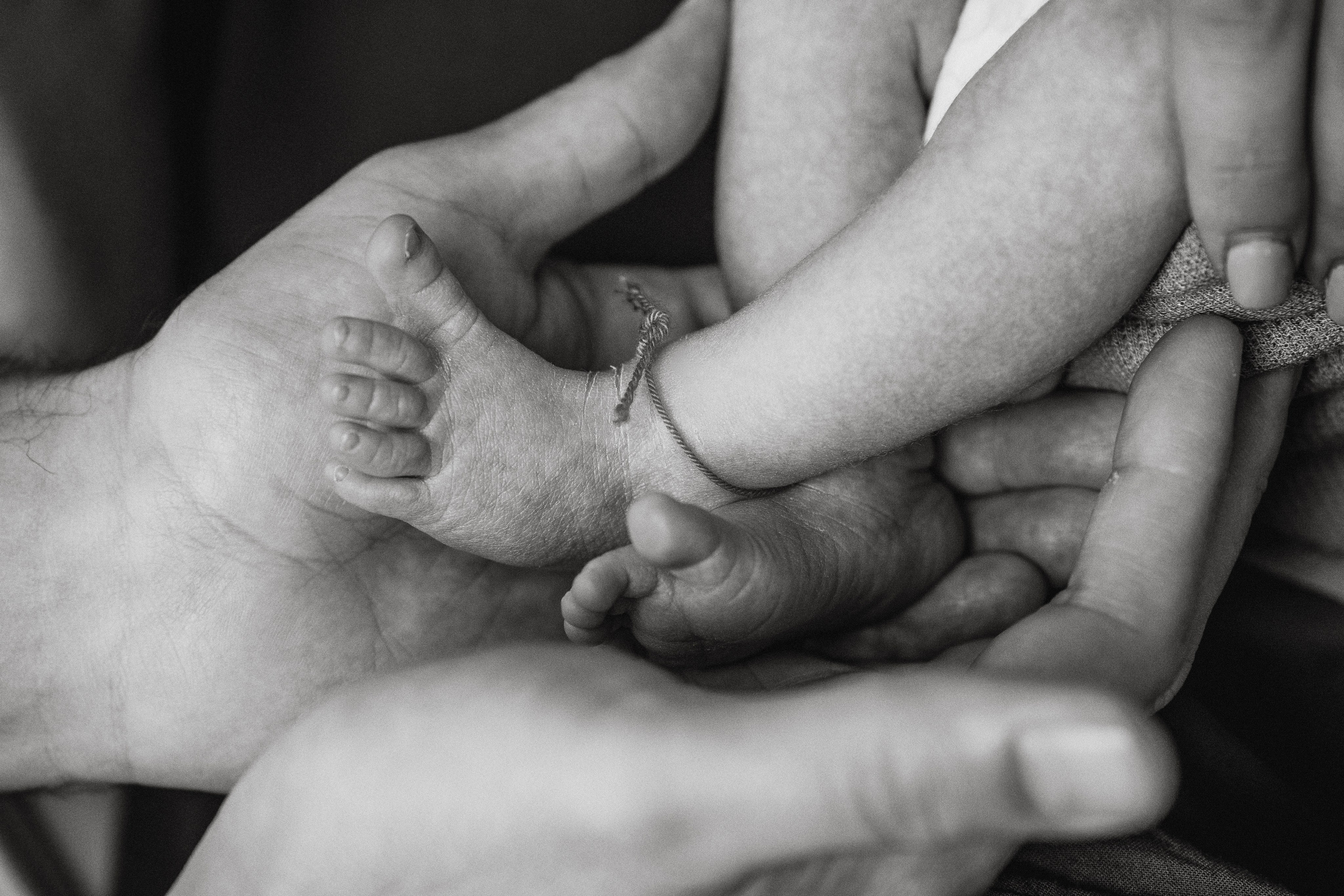 Newborn & Dad Photography – Capturing Precious Father-Baby Bonding. Alisa Tant — Family and newborn photographer Bucks County, Montgomery county, Philadelphia, NJ