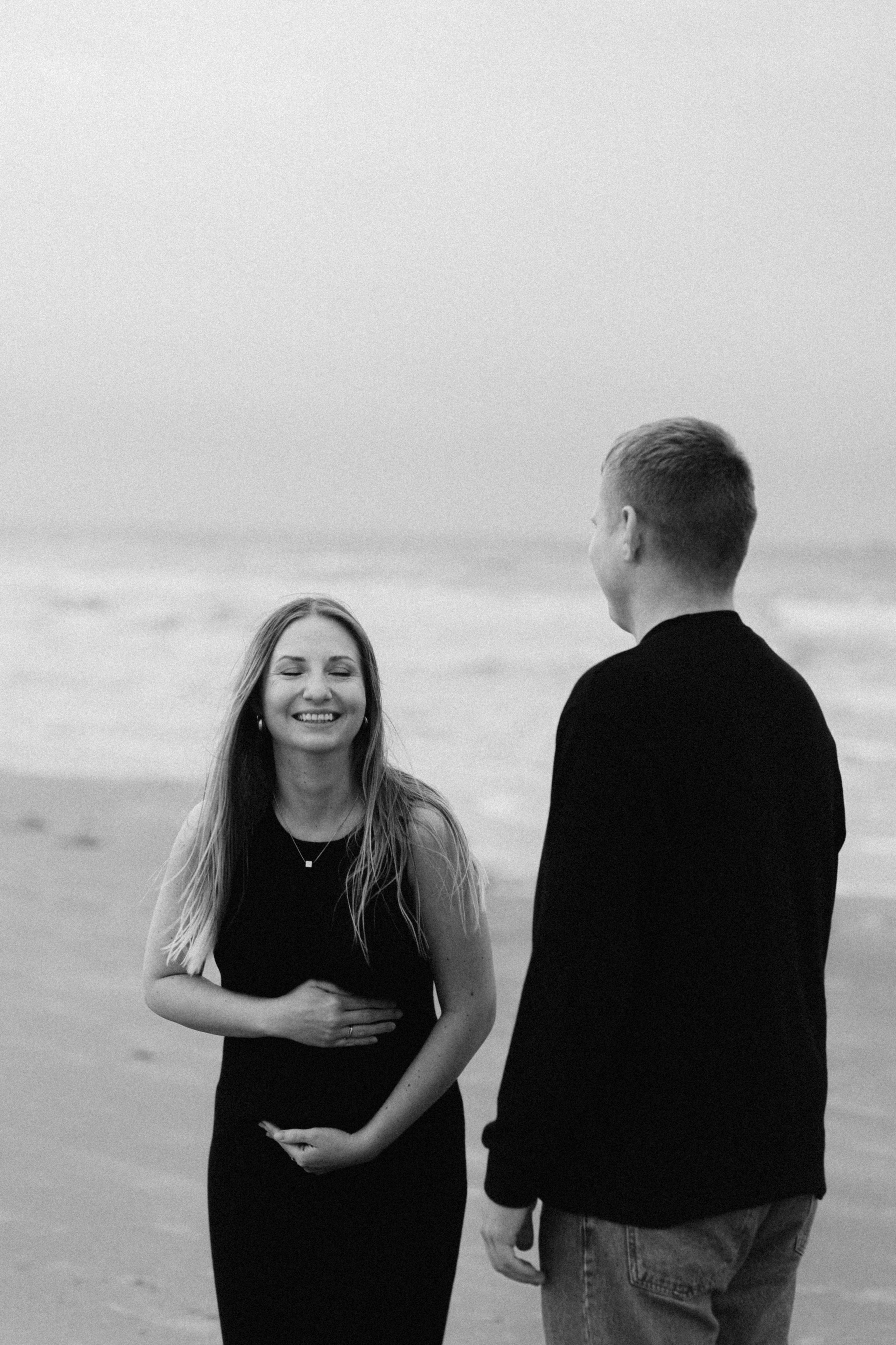 Contact Me. Iryna Yaremchuk | Family & Maternity Photographer in Houston, TX