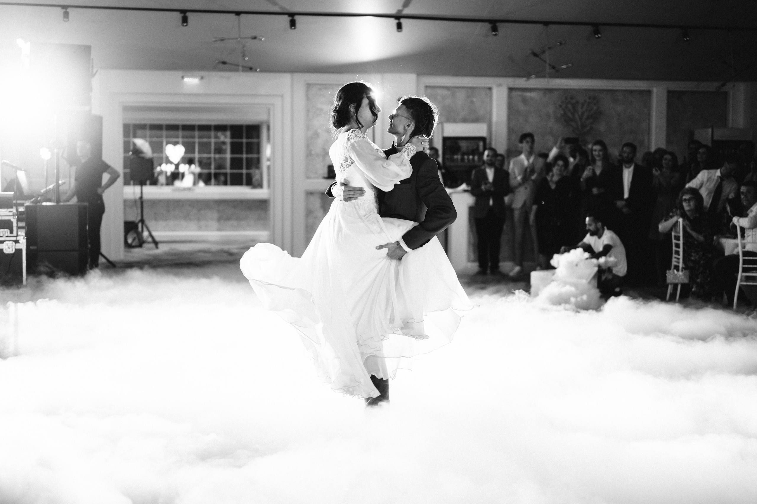 Robert si Ilinca. Valentin Melen - fotograf de nunta 🤍