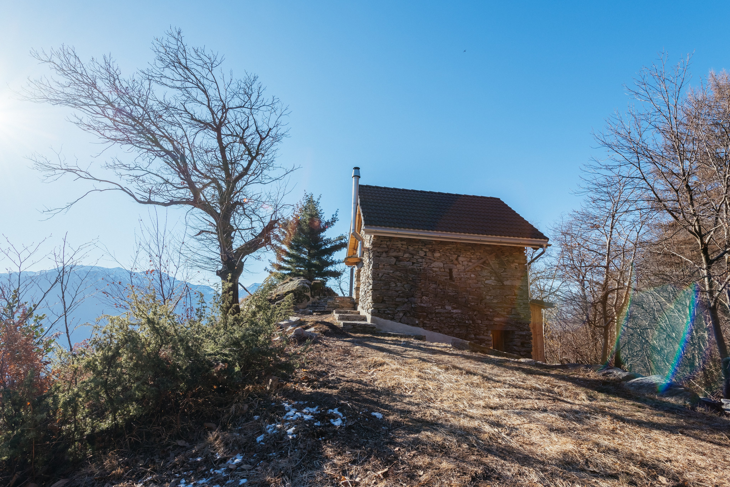 Rustico, VAL RESA, TICINO. Hallo! Ich bin Elena und arbeite als Immobilienfotografin