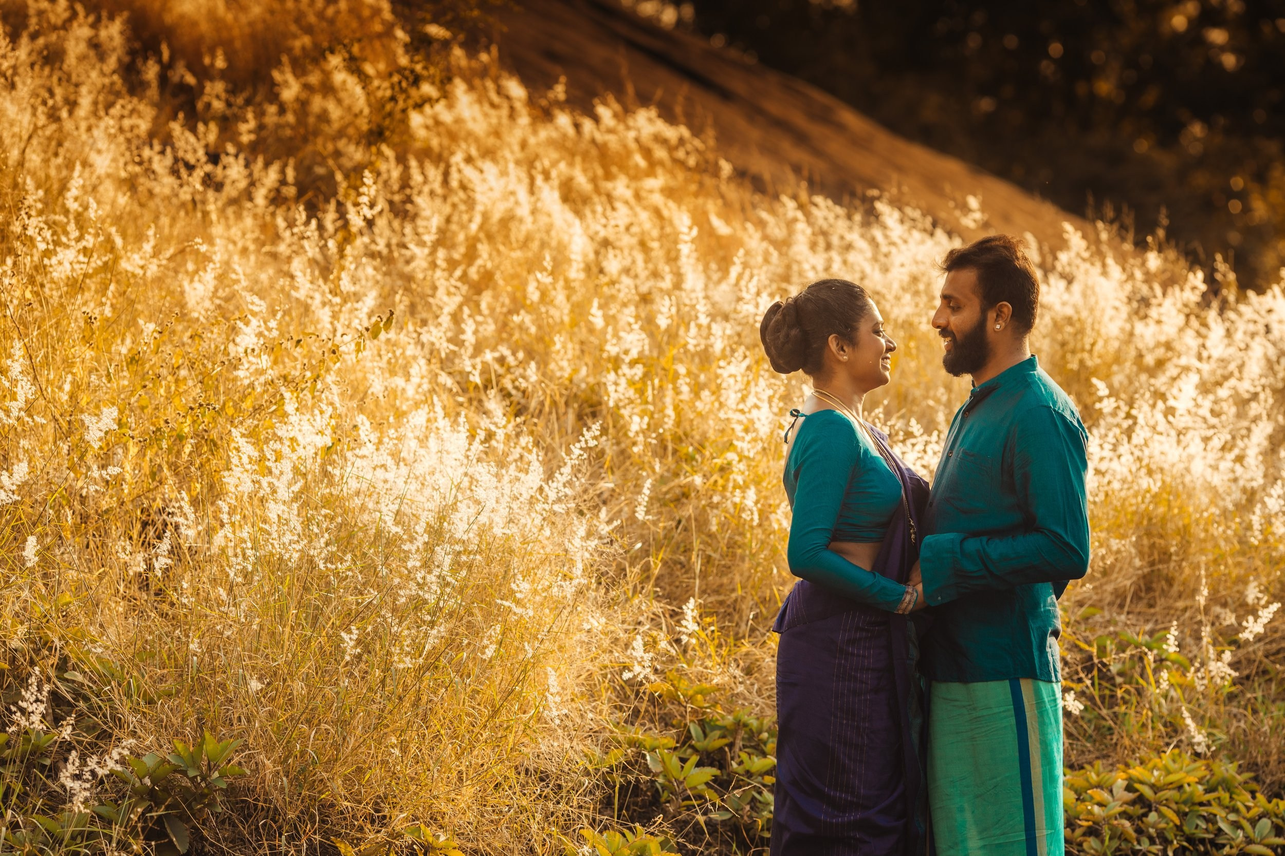 A romantic post wedding couple shoot at Kurunegala
