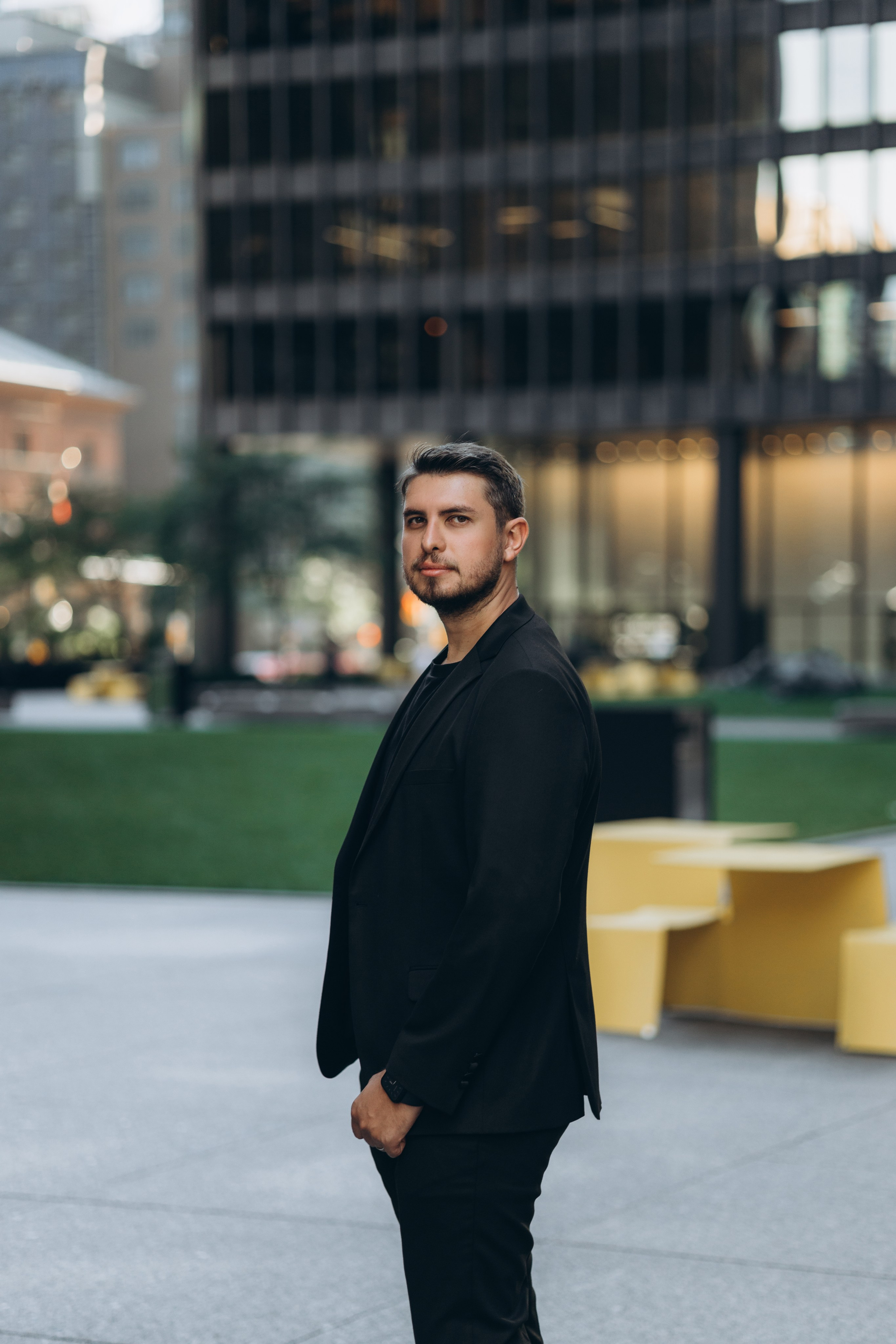 Downtown Love Story. Chernenko.photography