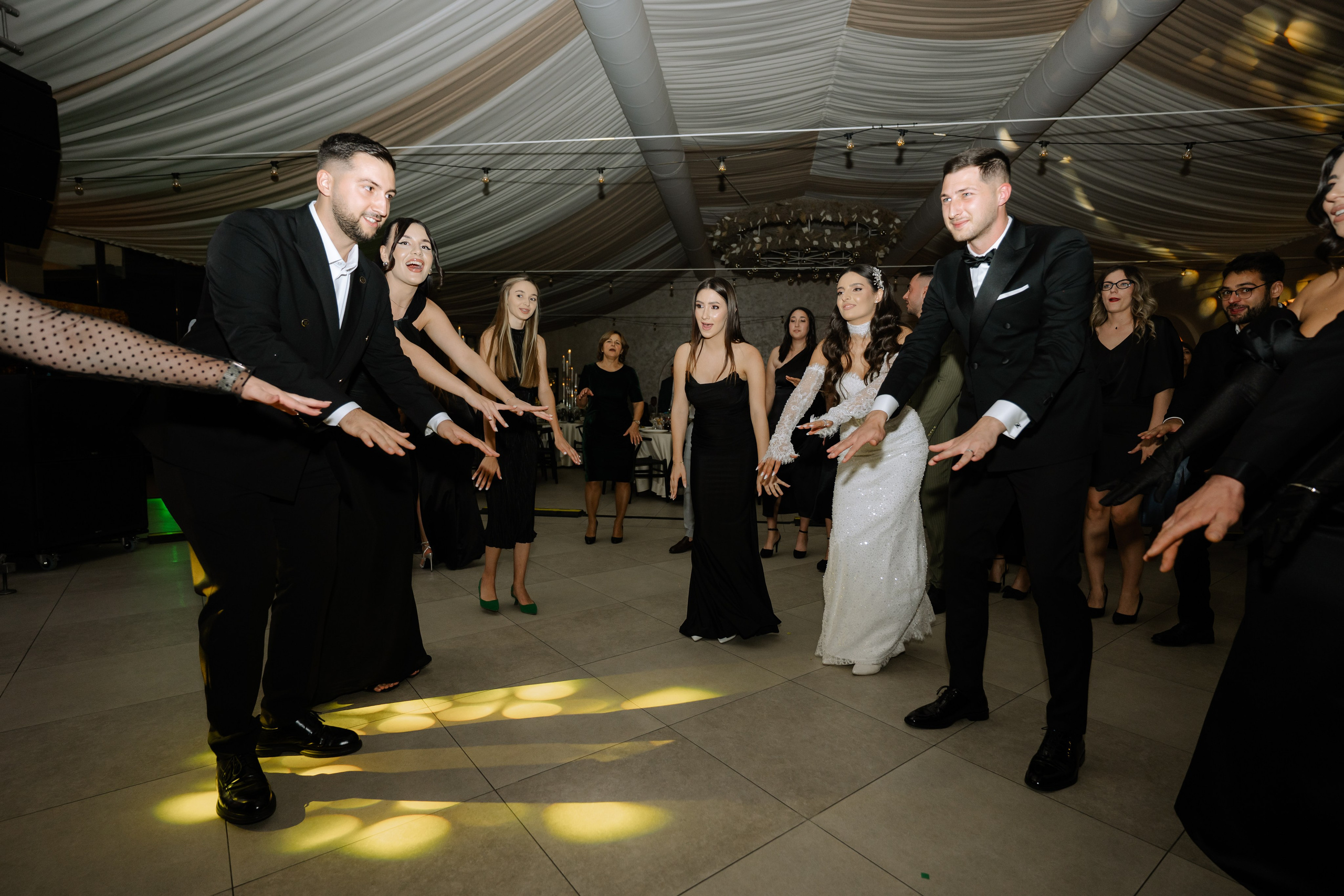 Ana Maria + Flavian | Wedding day. Proud Vision Weddings | Wedding Photography & Films — Servicii profesionale Foto Video Nunta Iasi
