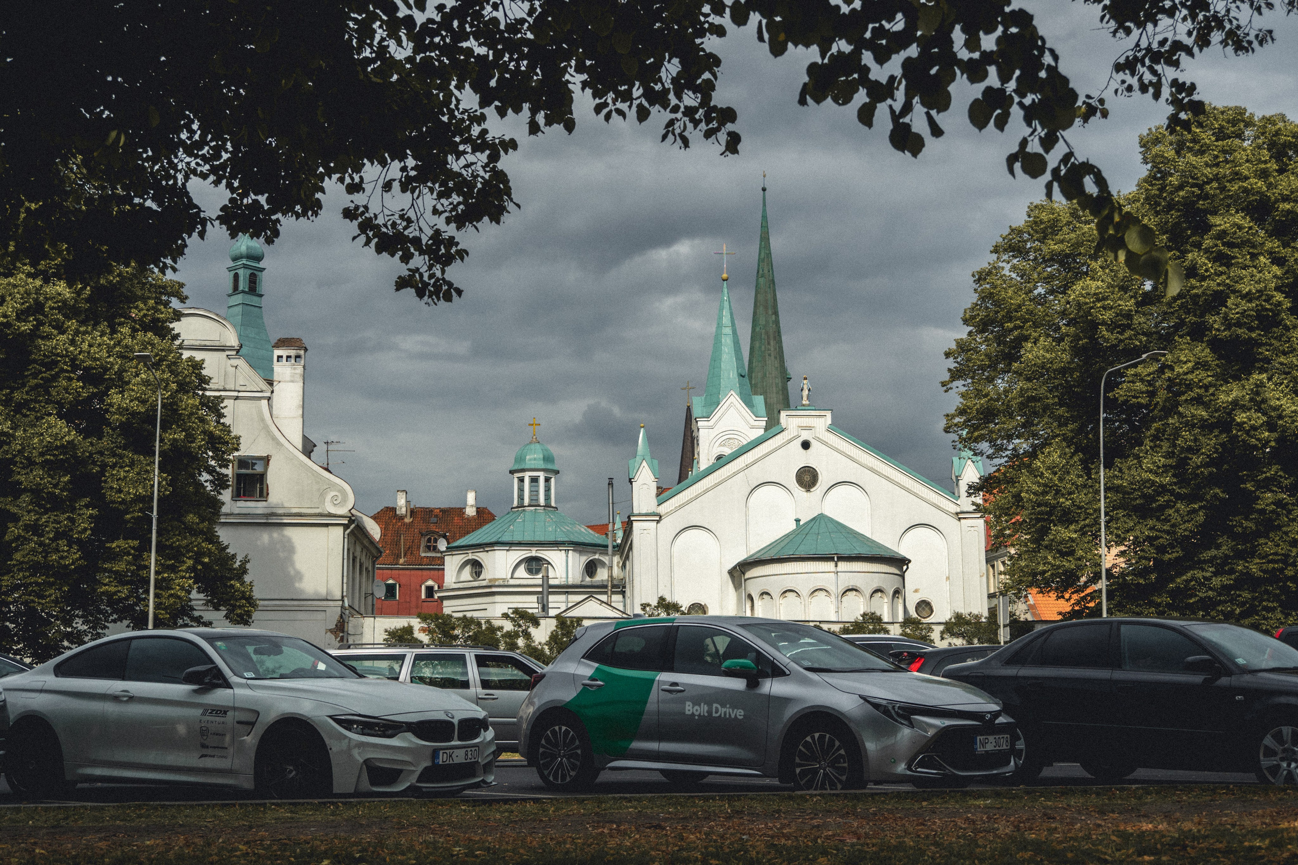 Voyage à Riga. Photographe sur Cote d’Azur. Portraits de familles, couples, enfants, événements
