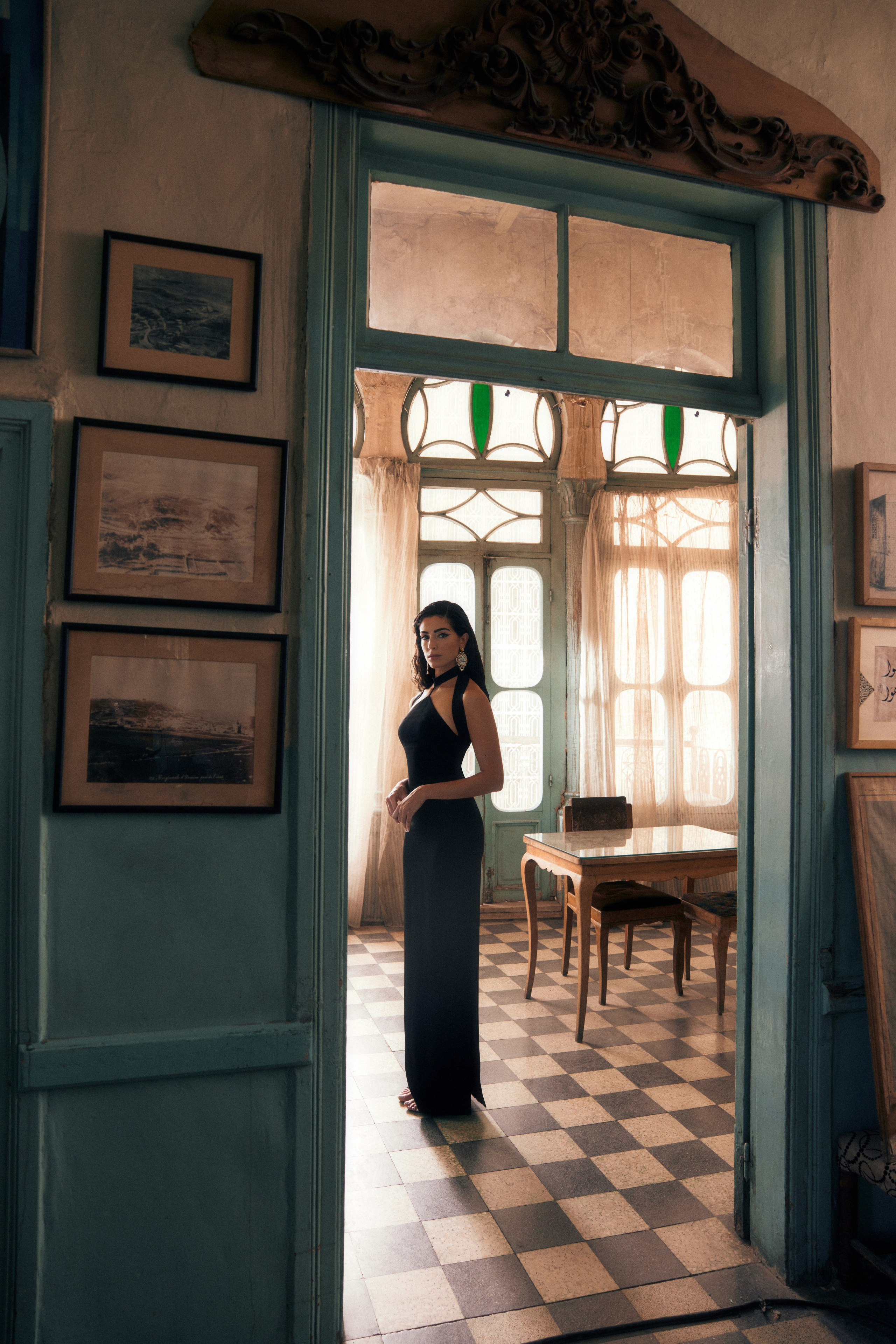 EDITORIAL. Beauty, Fashion and Editorial Retoucher