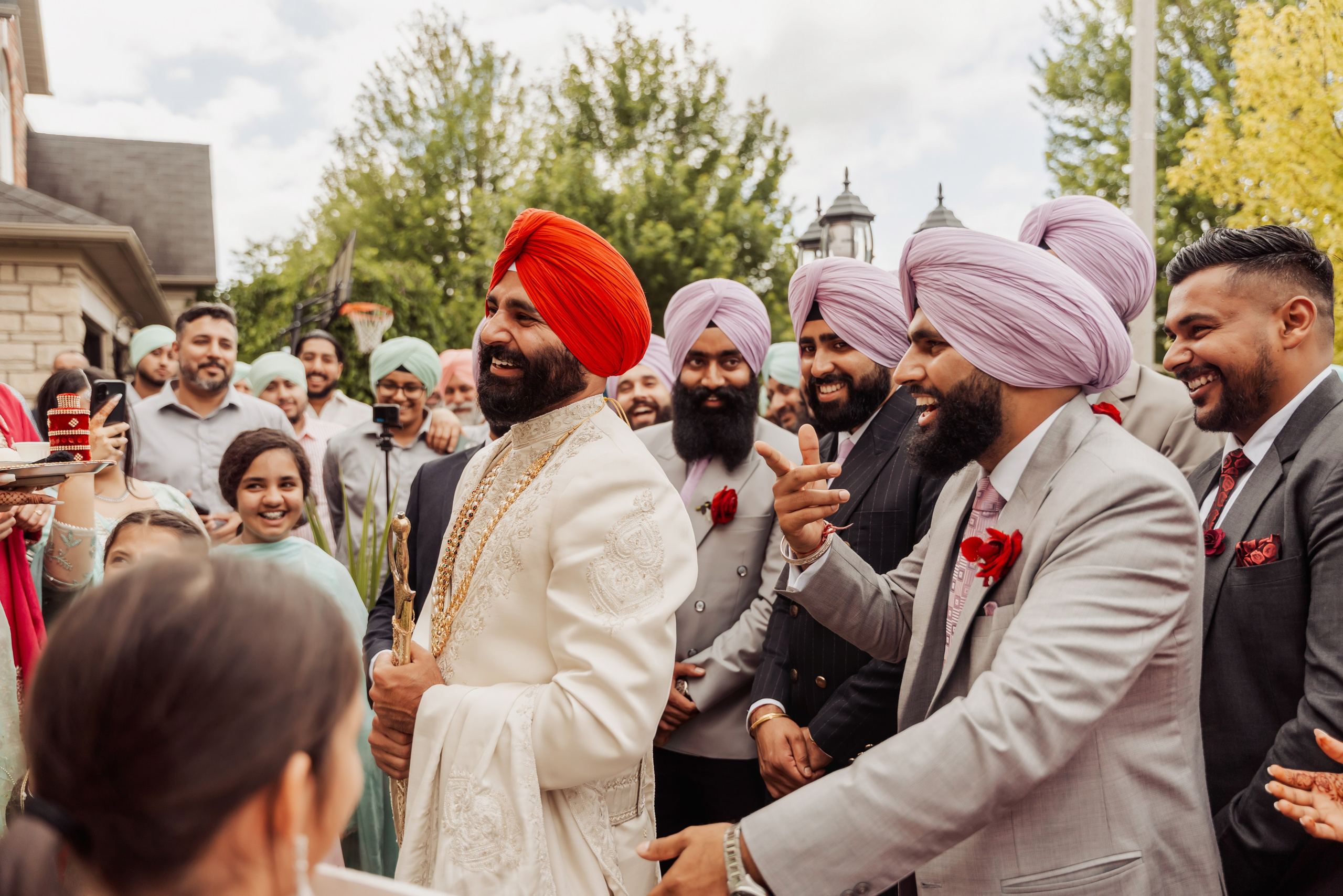 Gagan & Jasmeen. Wedding Photographer & Cinematographer studios