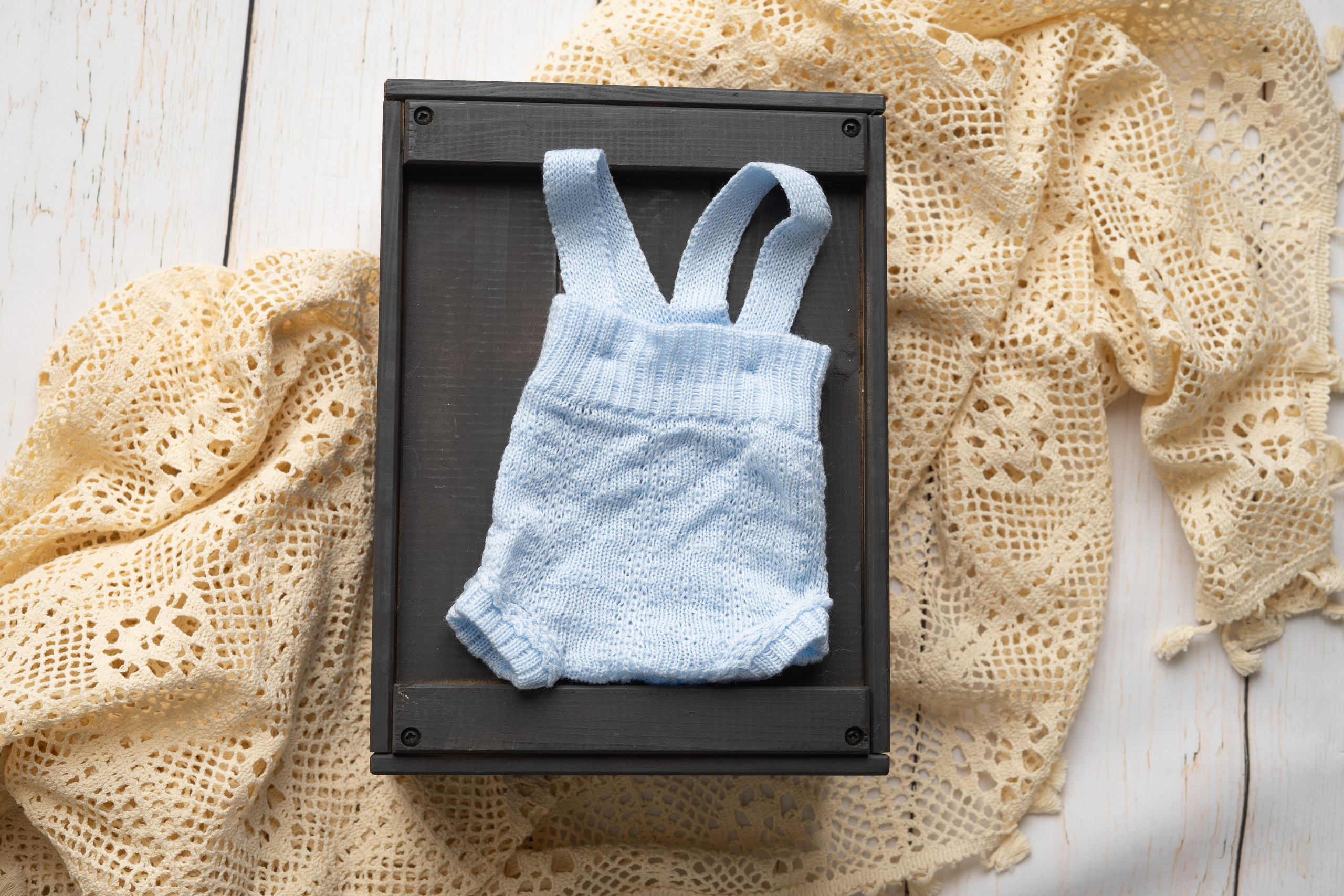 Outfits for boys. Newborn Photographer and life casting in Dubai Dariya Saeed