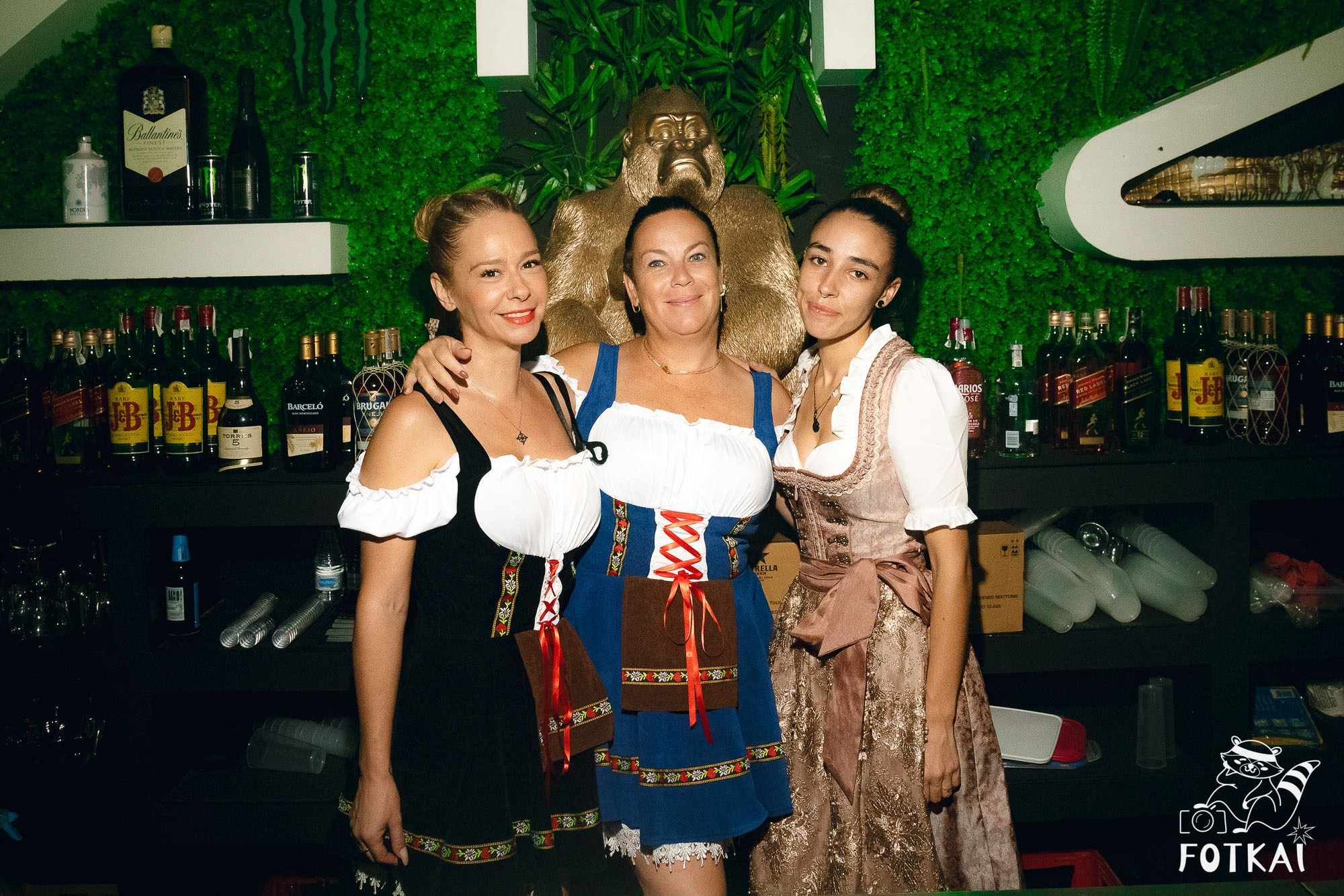 Oktoberfest Torrevieja 2025 в Avalon — Stones of the Coast, живая музыка и рок-атмосфера | Фоторепортаж FOTKAI