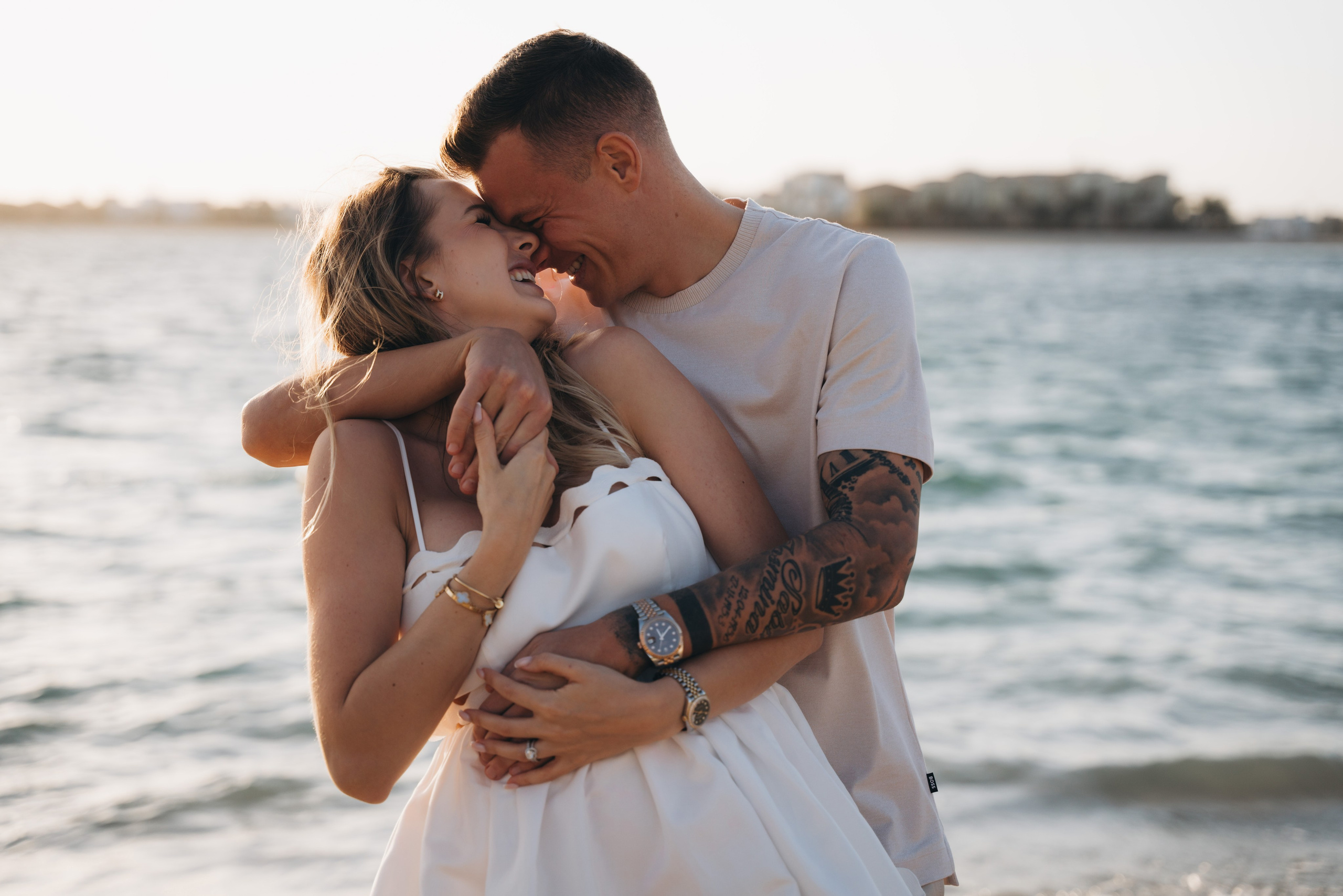 Creative gender reveal party. Angela Iakovleva — Family Photographer in Dubai