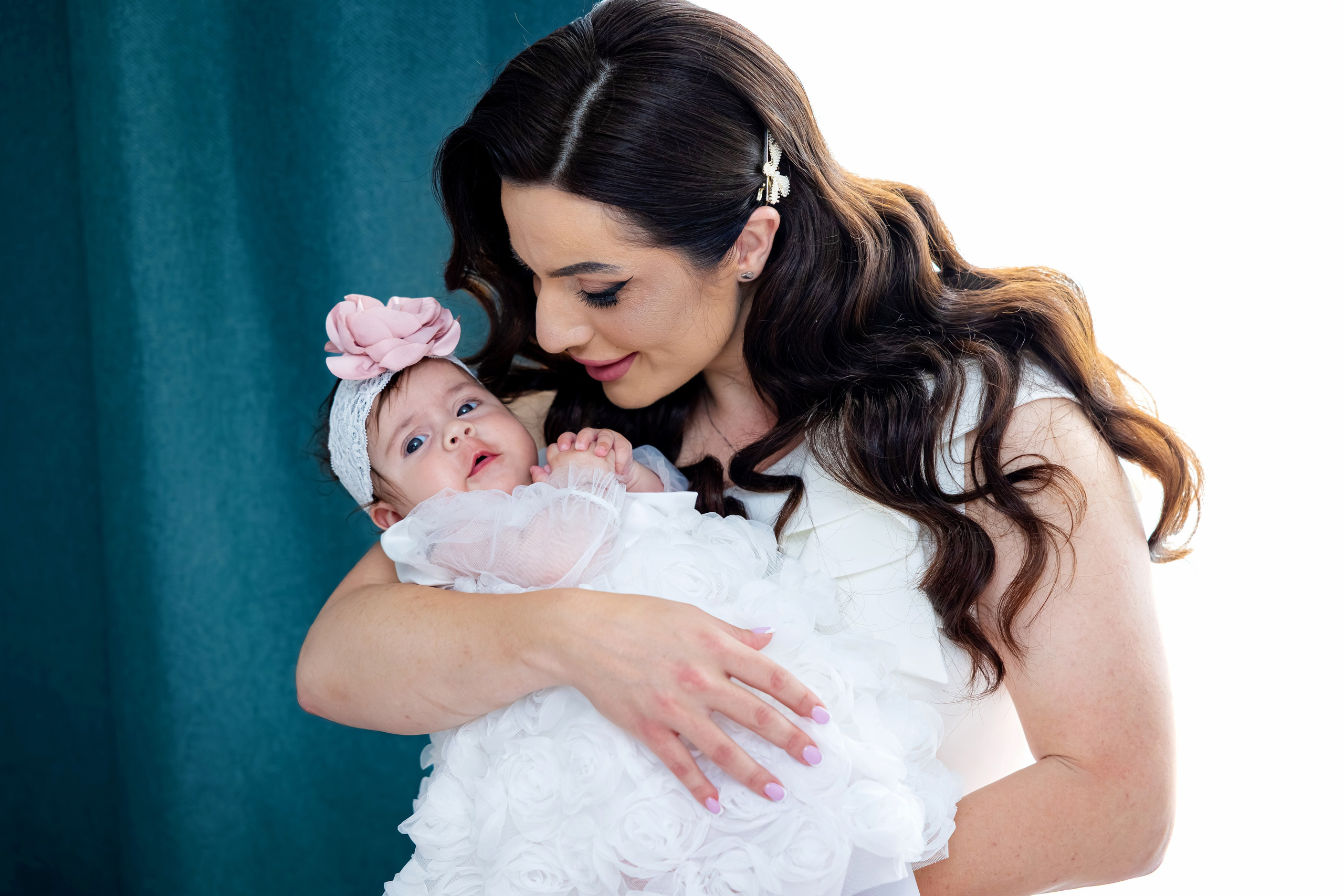 Iris Stefania. Moments By Gub