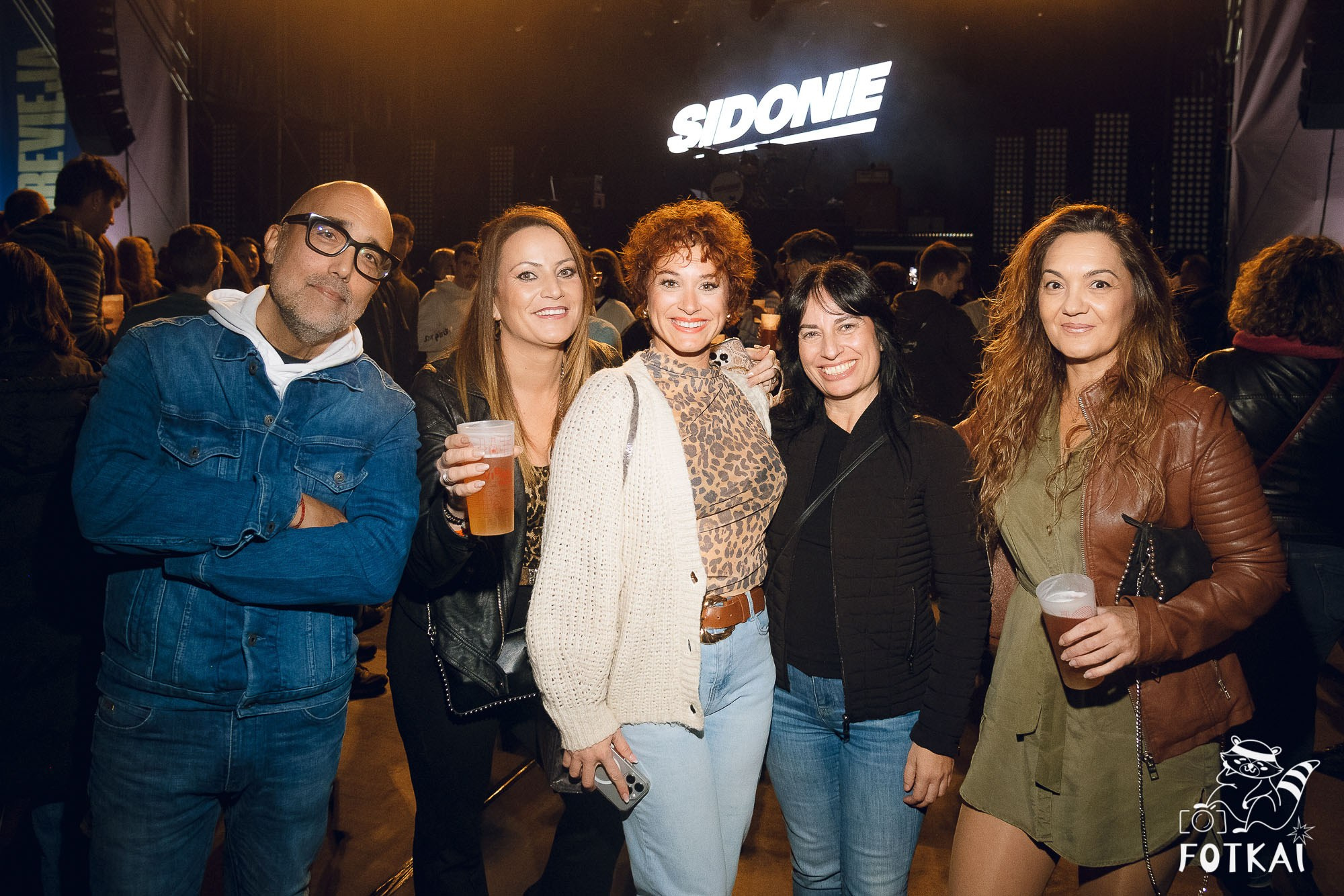 Sidonie en Torrevieja 2025 – Fotos del concierto y reportaje completo | FOTKAI