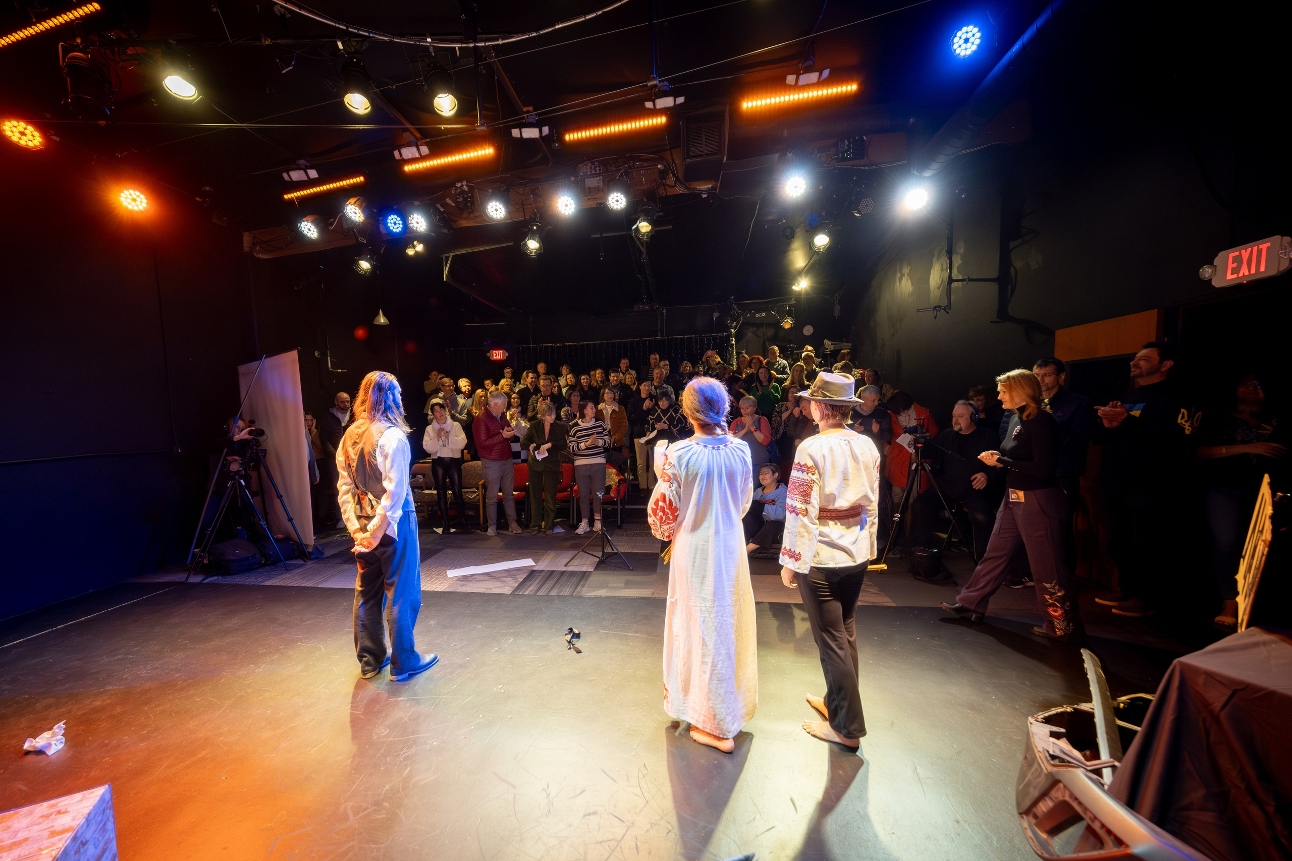 FISH DON'T CRY. Reportage concert portrait photography in the San Francisco Bay Area