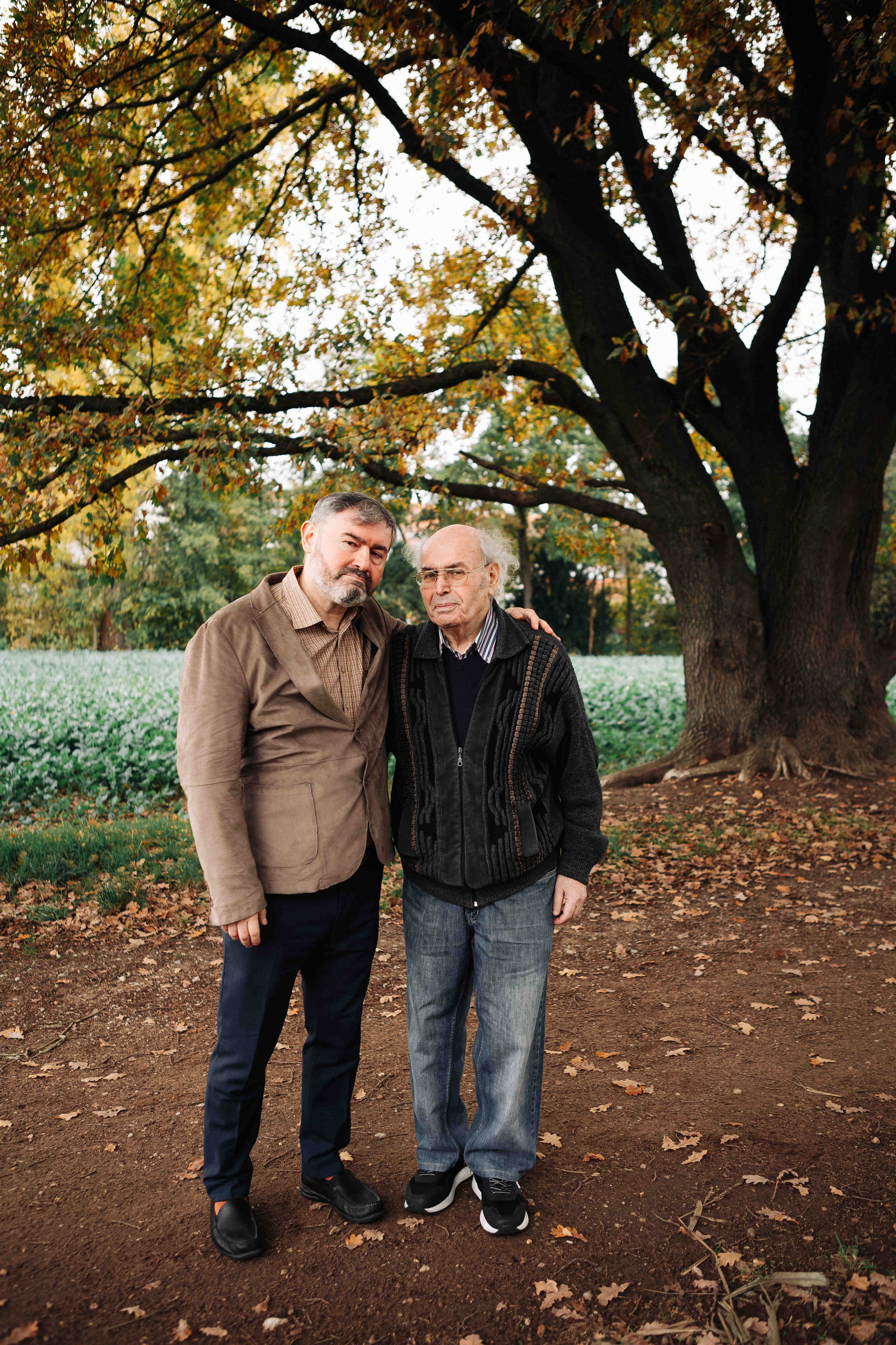 BIG OAK, BIG FAMILY. Https://shi-photo.com/