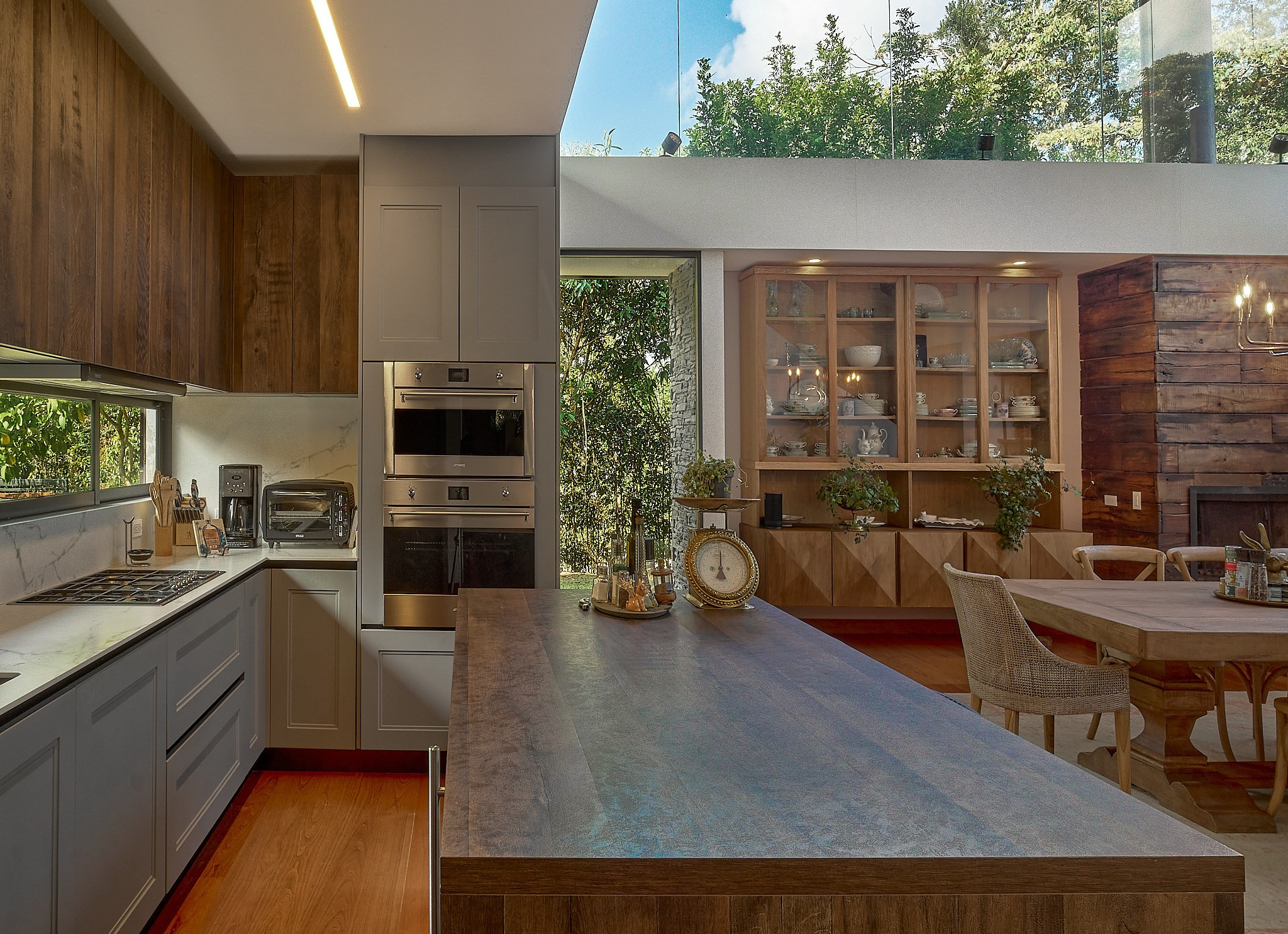 Portafolio de diferentes servicios concernientes a la fotografía arquitectónica e inmobiliaria