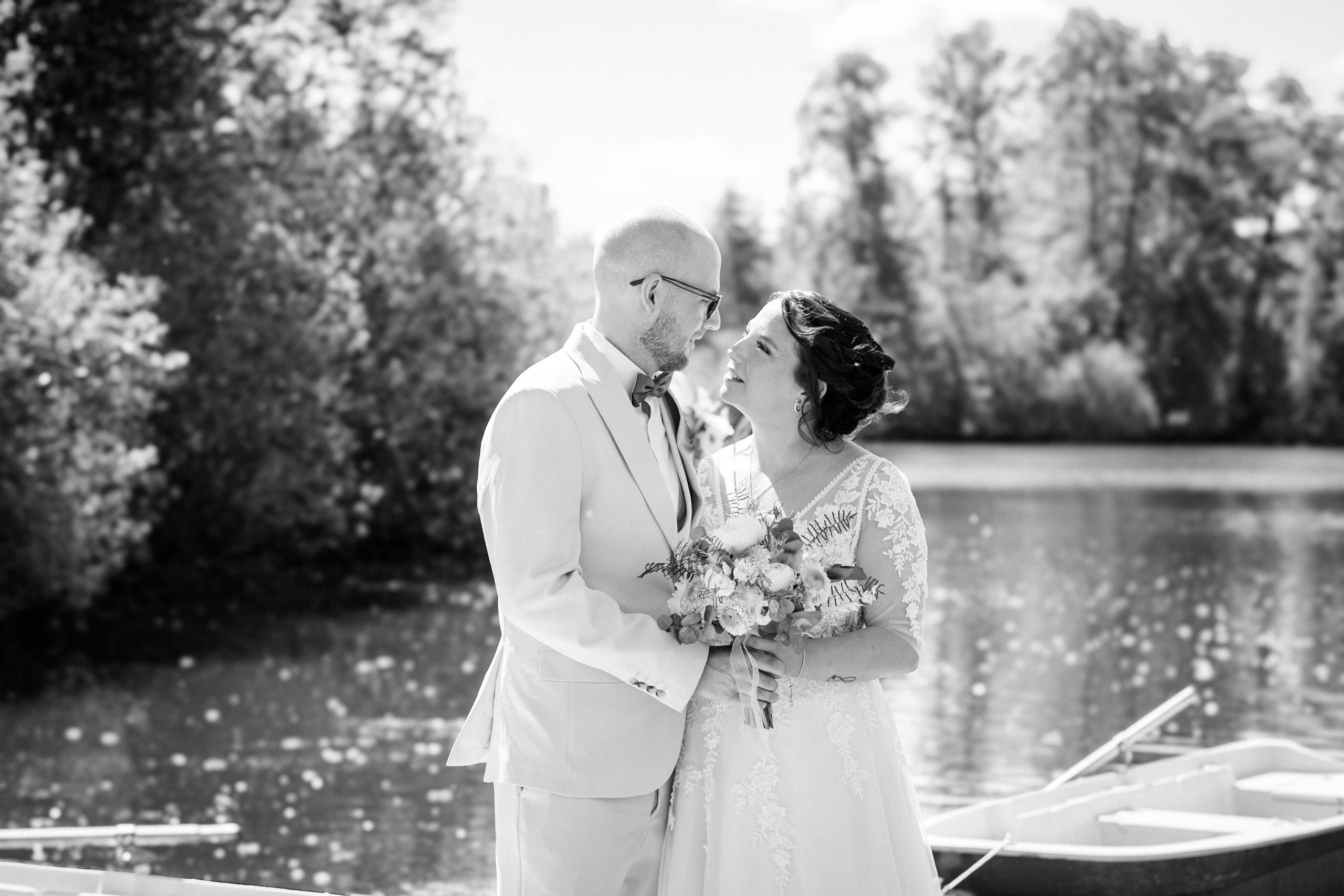 Standesamt Herford & Hücker Moor Teich – Natürliche Hochzeitsfotos & Emotionale & Reportagen. Hochzeitsfotografin in Gütersloh | Authentische Hochzeitsreportagen | TK Photographie