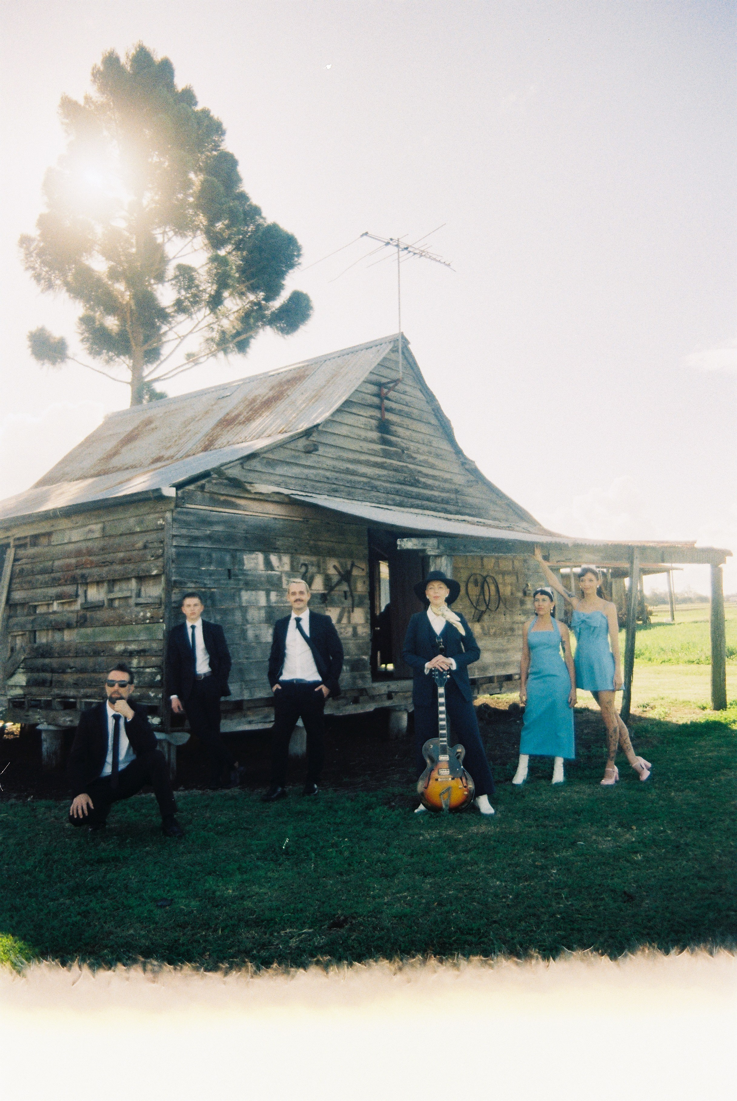 Milly&band. Film photographer