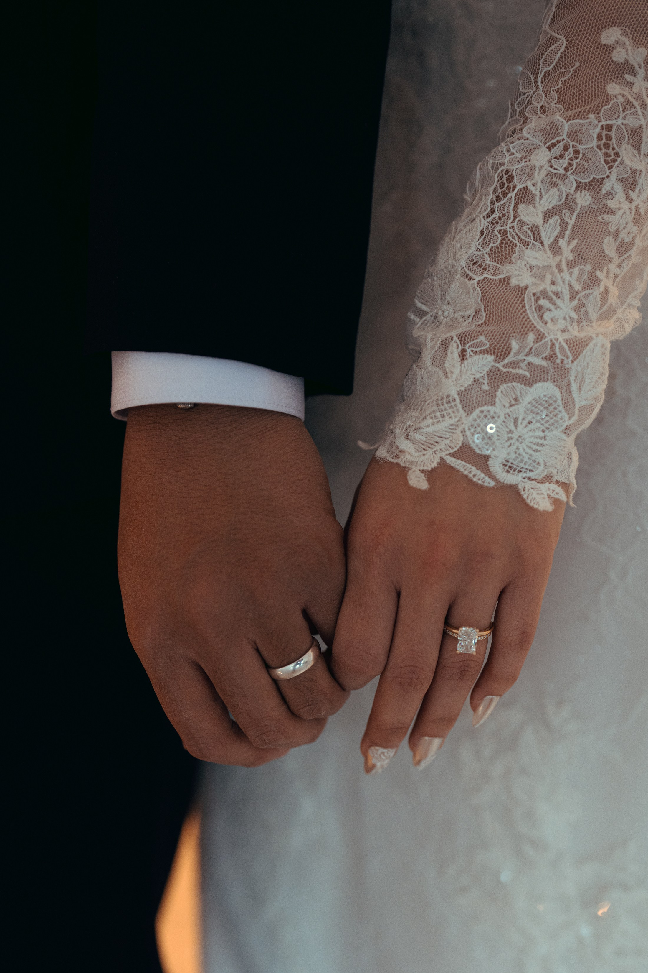 A&R. Wedding & elopement photographer Viktoriya Kravtsov. Las Vegas