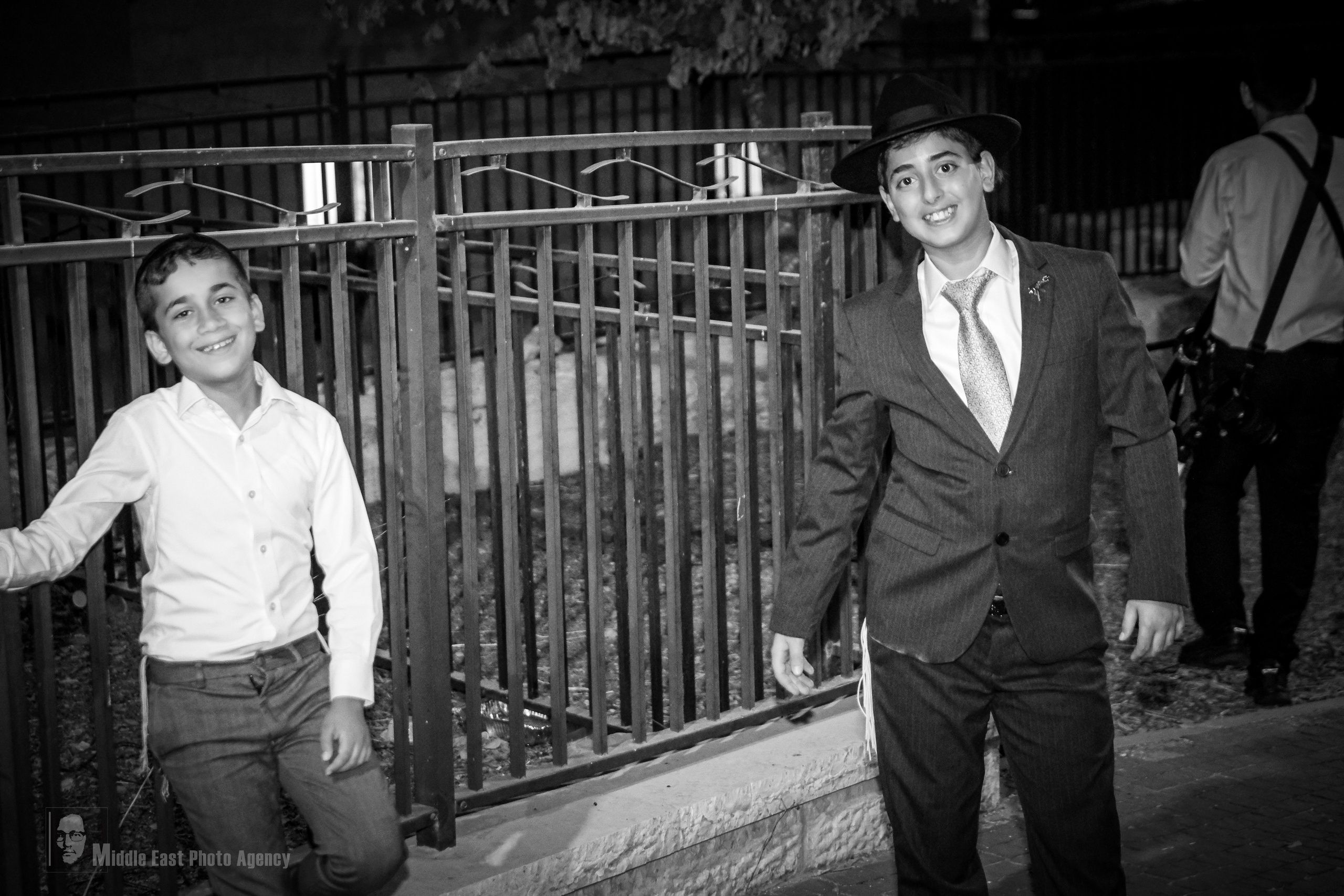 מאיר חוגג בר מצוה. Middle East Photo Agency — Photography & Event Magnets — סוכנות צילום והדפסת מגנטים לאירועים