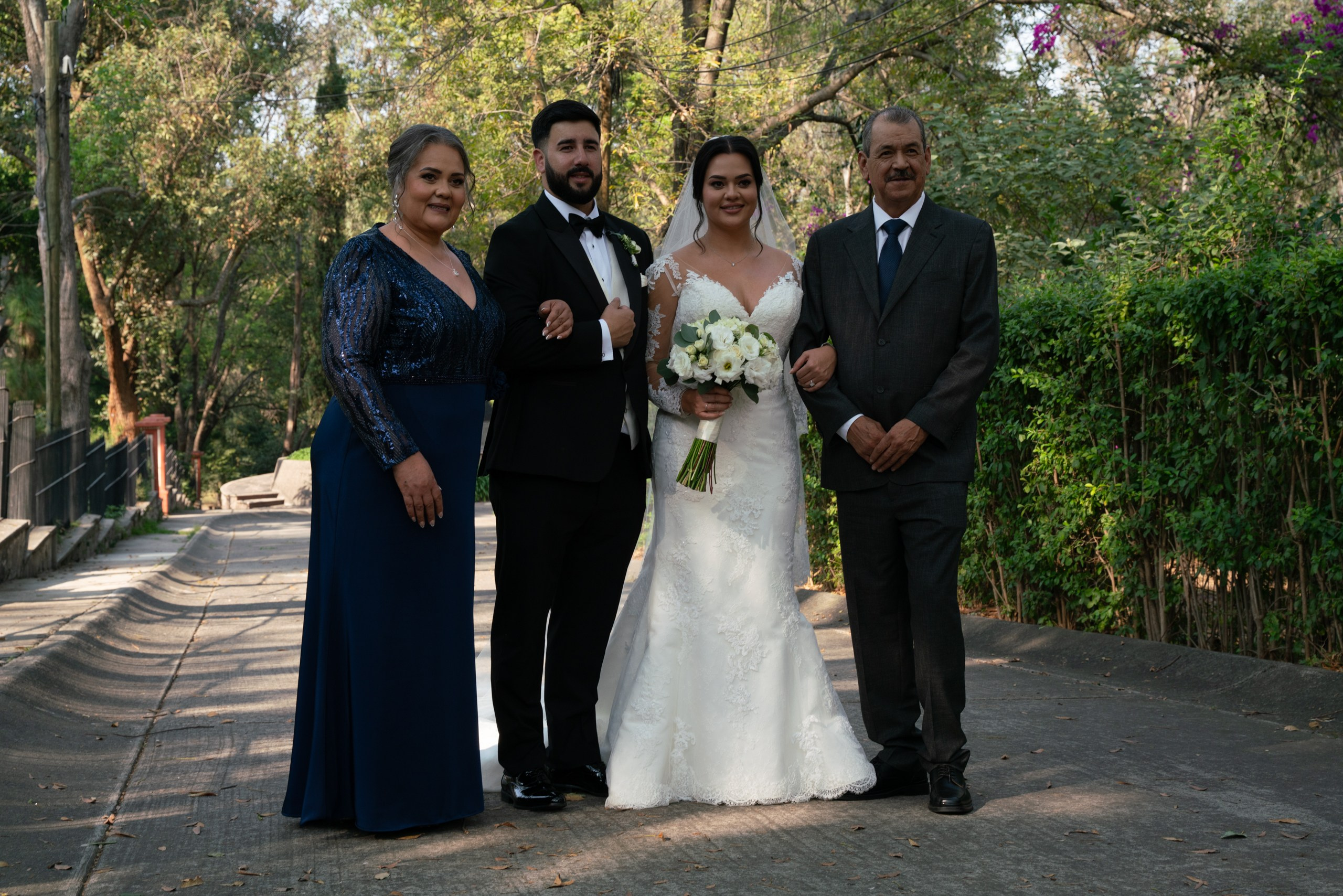 Daniel & Jannet. Elopement & Lifestyle Wedding Photographer