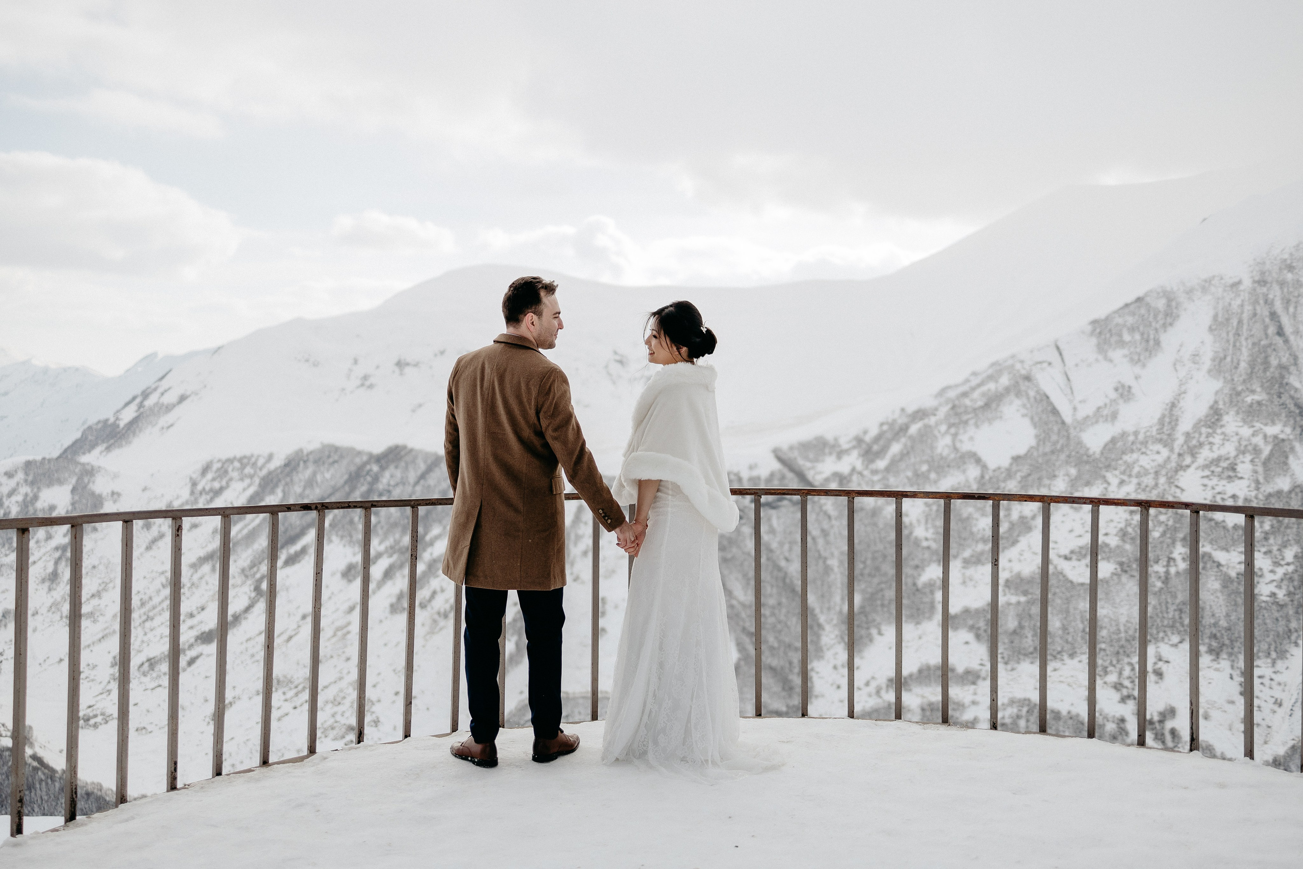 Gudauri (2,5 hours from Tbilisi)/Гудаури (2,5 часа от Тбилиси). Photographer Anna Nazarenko