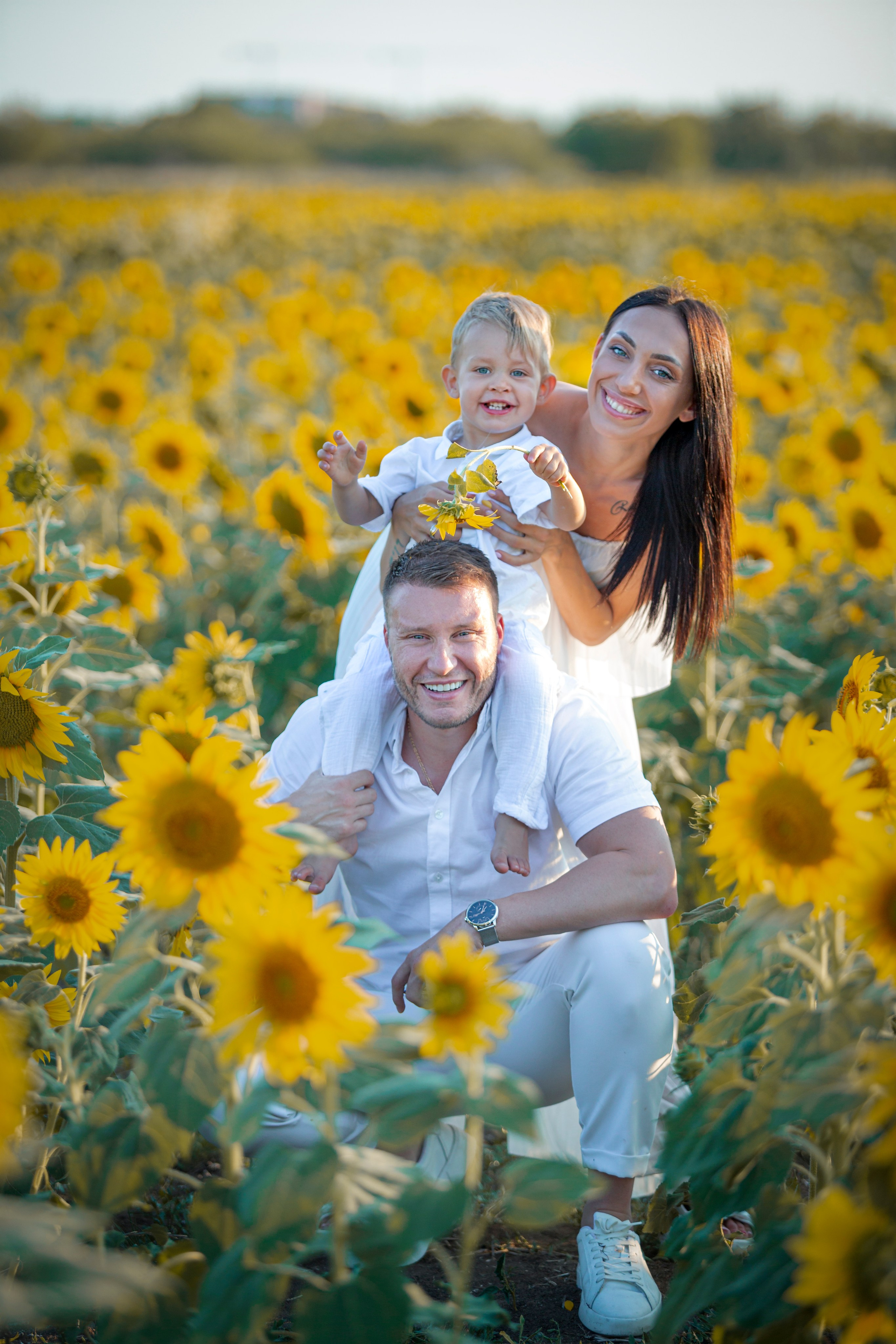 Семейни фотосесии. Фотограф Бургас. Фотосесии в студио и на открито, портрети, заснемане