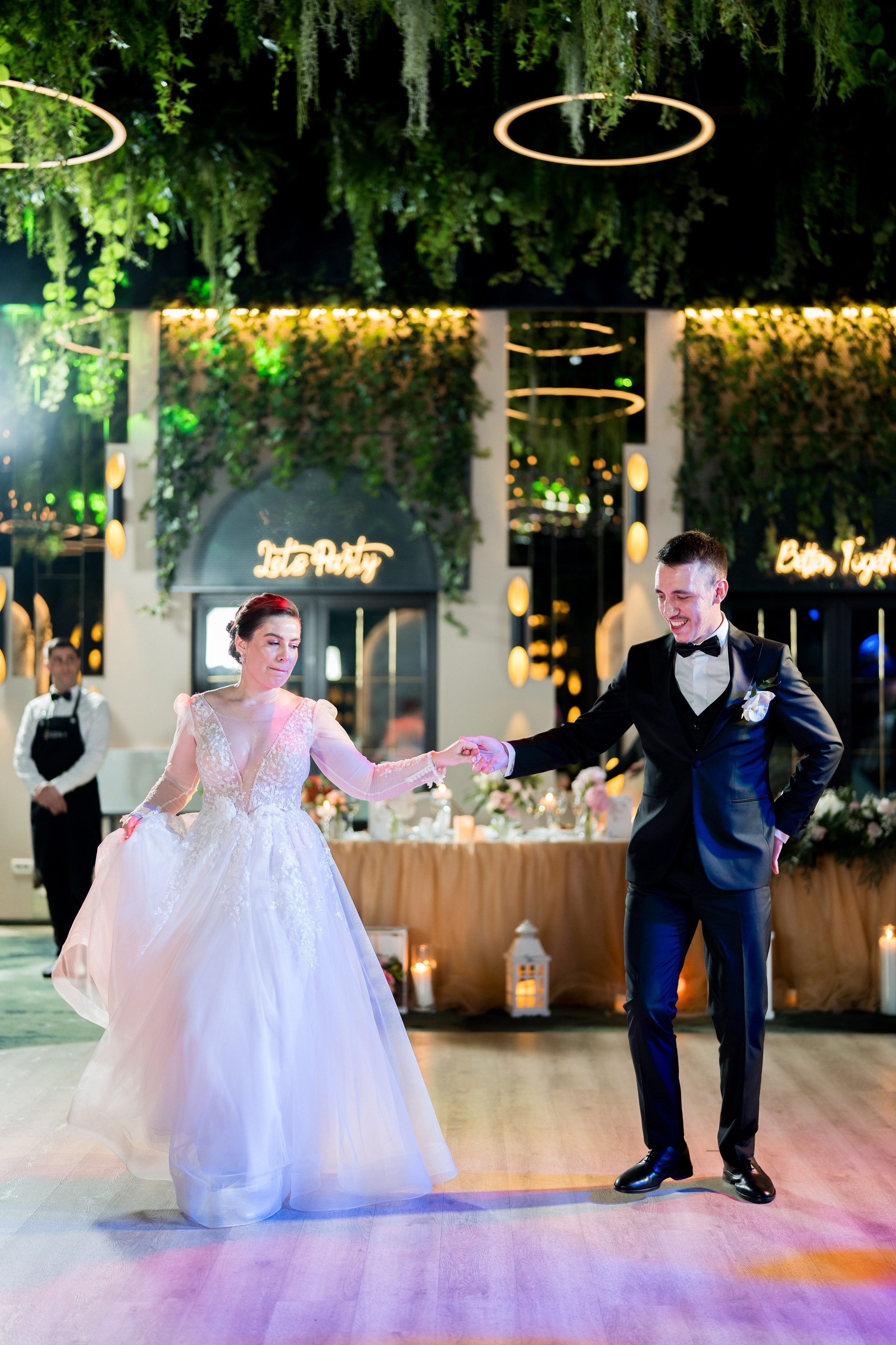 PARTY. Gabriel Florea — Fotograf nuntă București