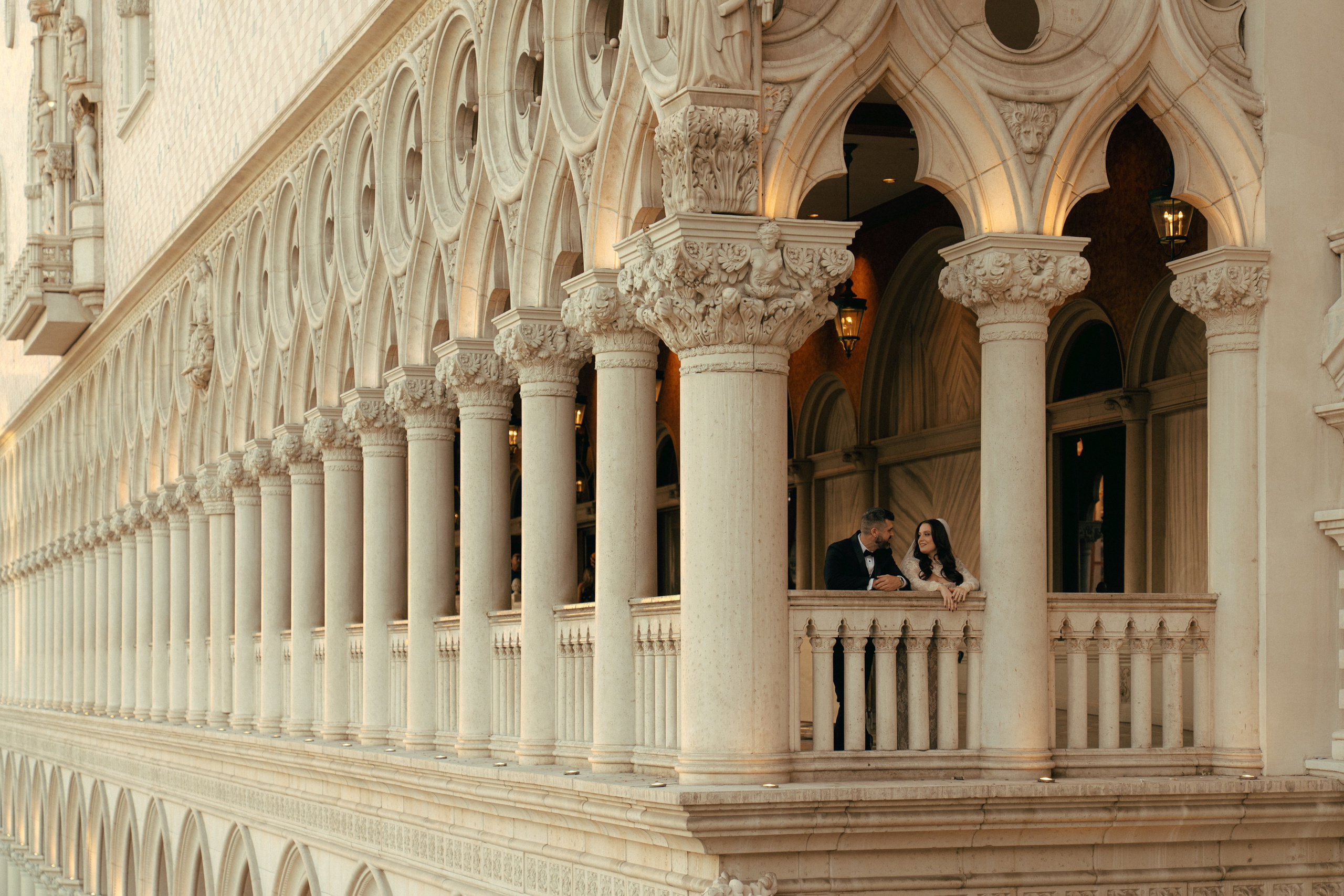 Brianna&Daniel. Wedding & elopement photographer Viktoriya Kravtsov. Las Vegas