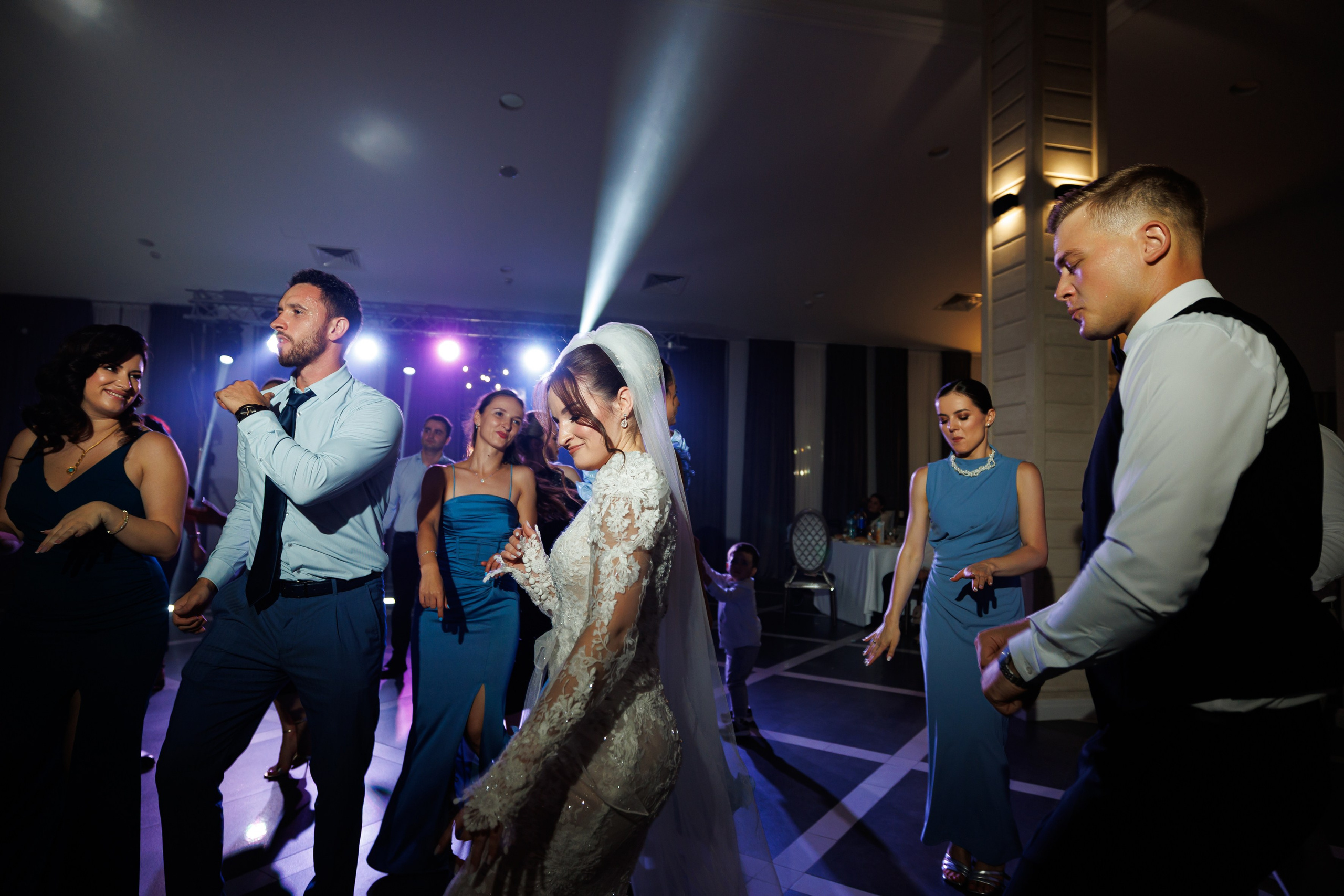 Fotograf nunta chisinau. Dinu Malancea. Dinumalancea.com — fotograf de nunta si familie. Moldova, Romania, UE