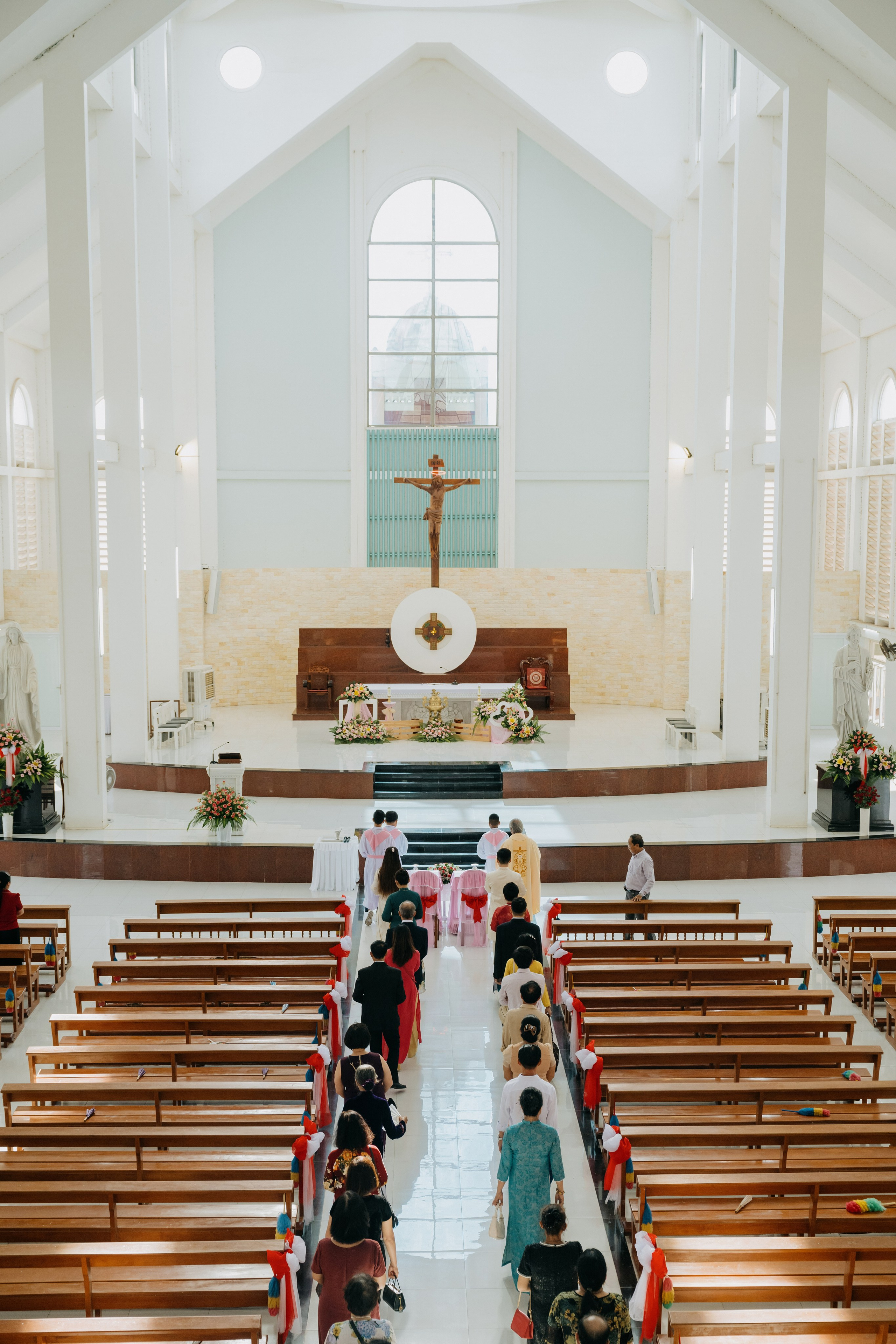 Church Wedding / TRANG & TUONG. Saigon Wedding Present | Art Beyond Moments