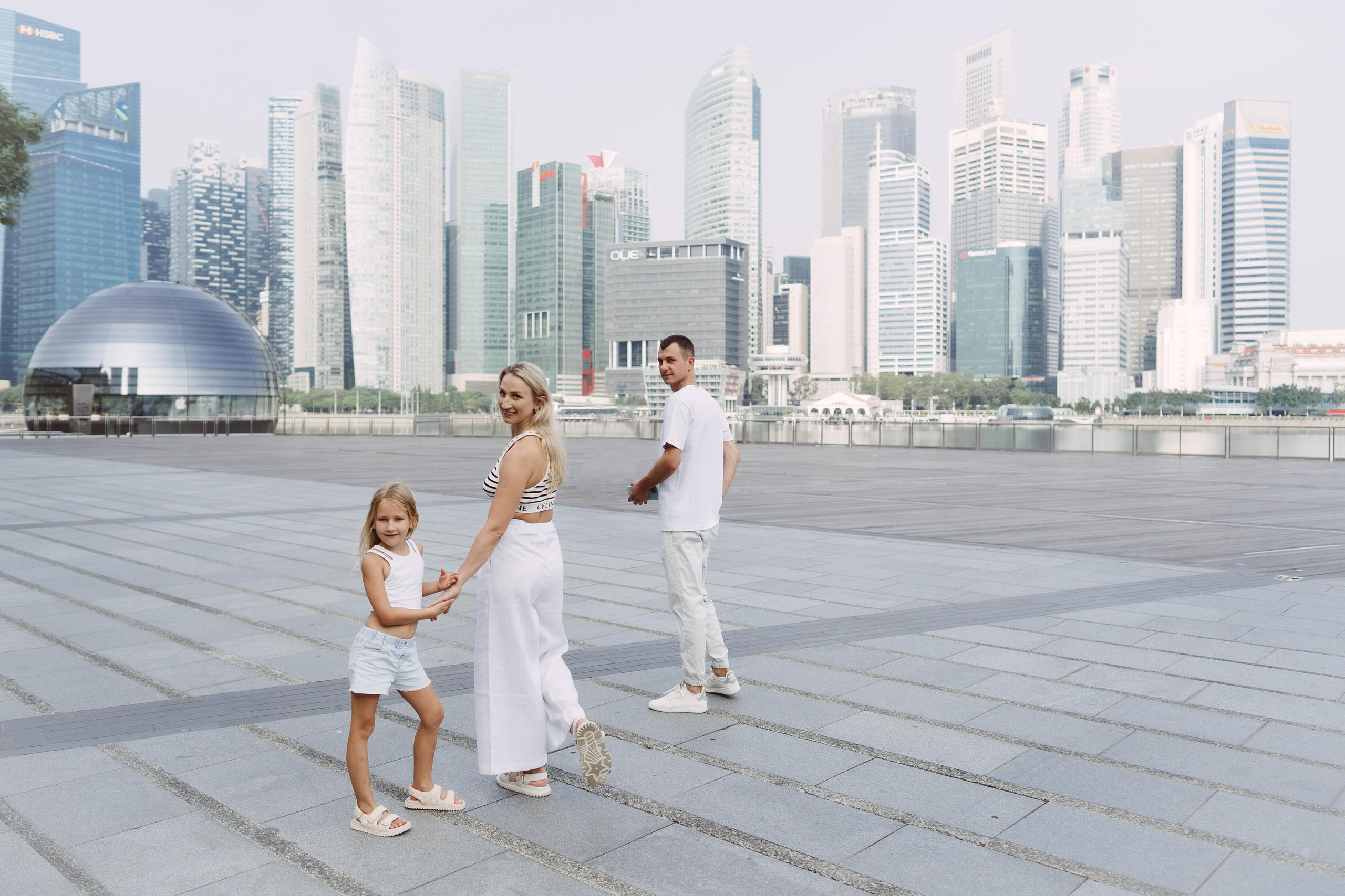 Family. Dasha in Singapore