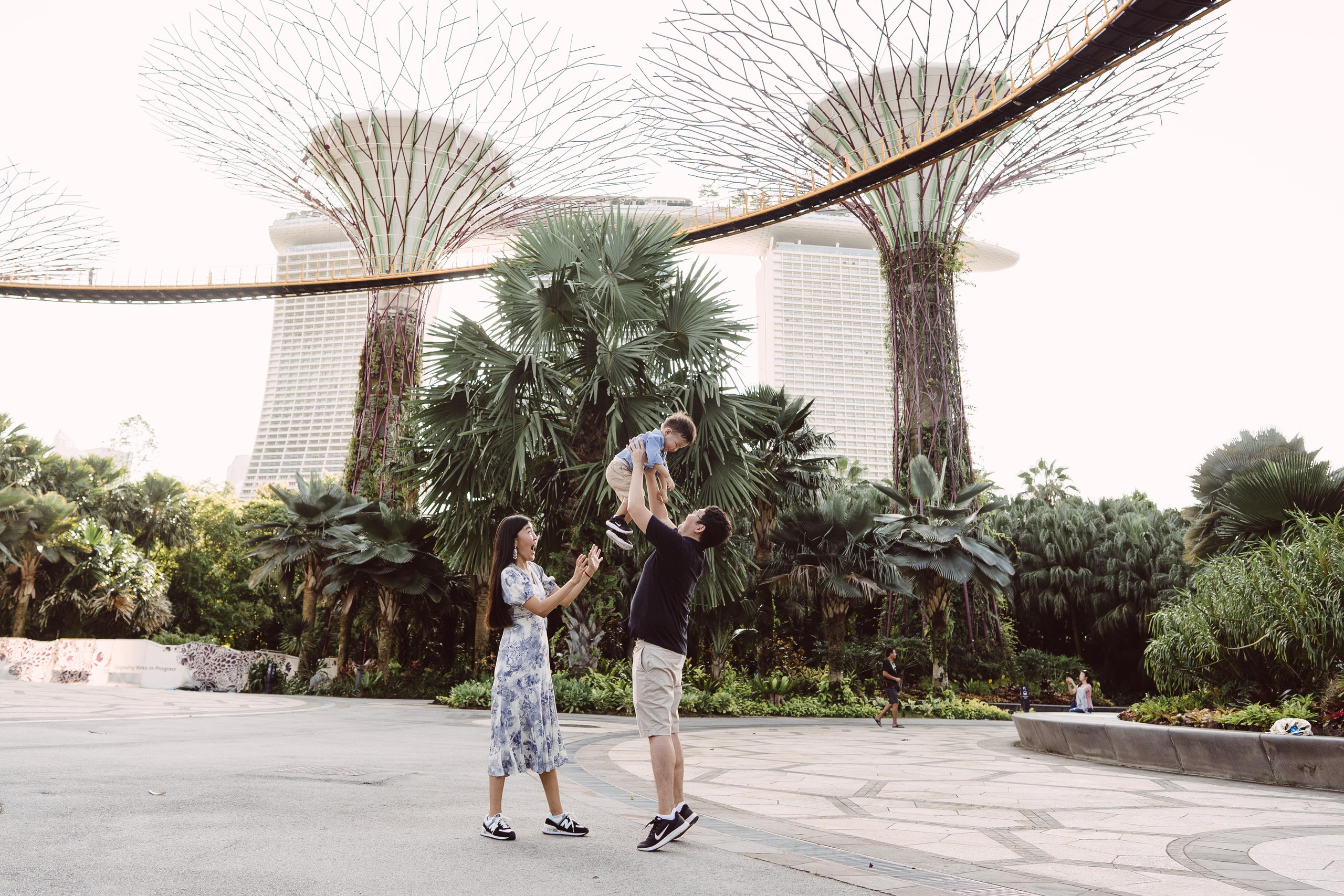 Family. Dasha in Singapore