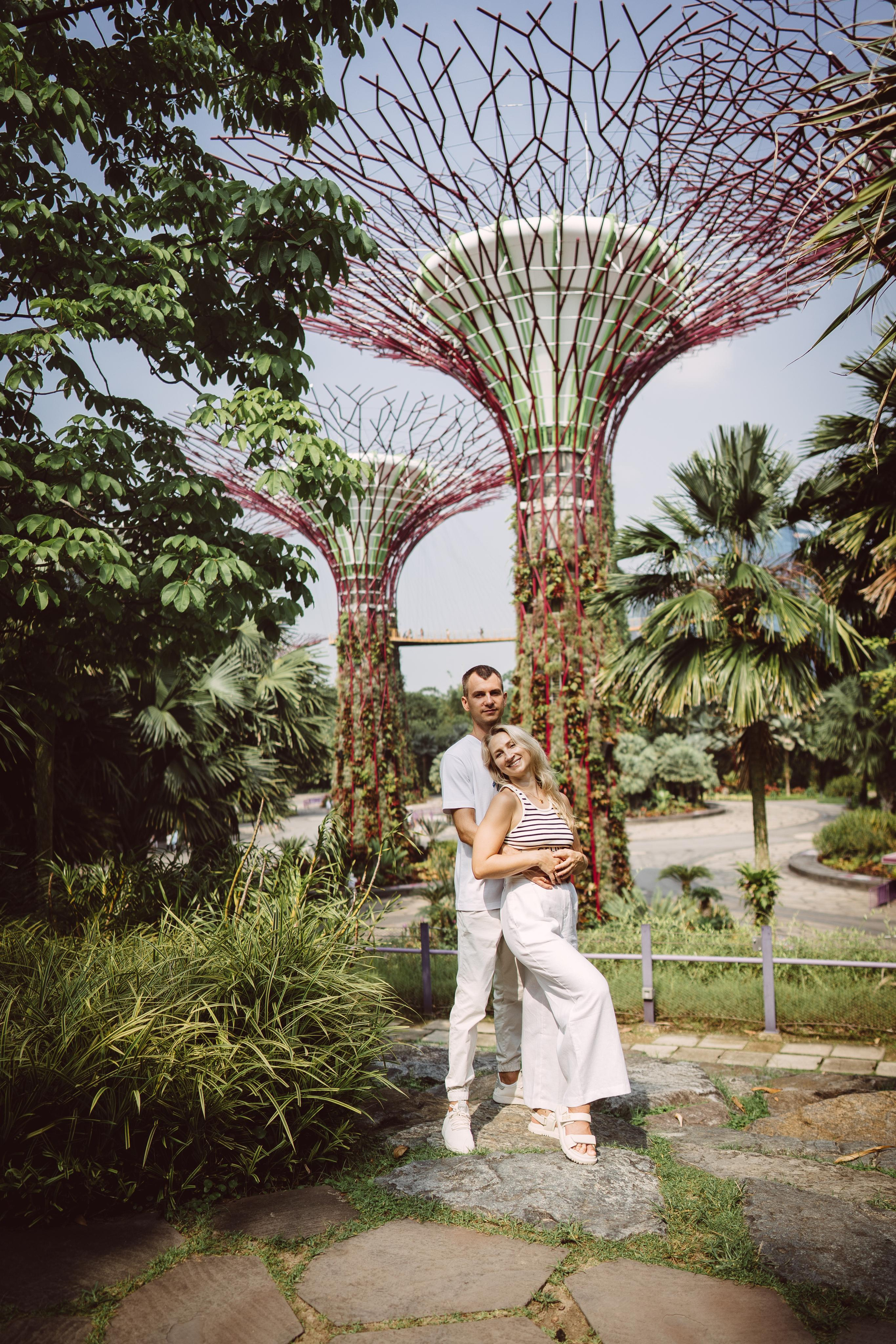 Family. Dasha in Singapore