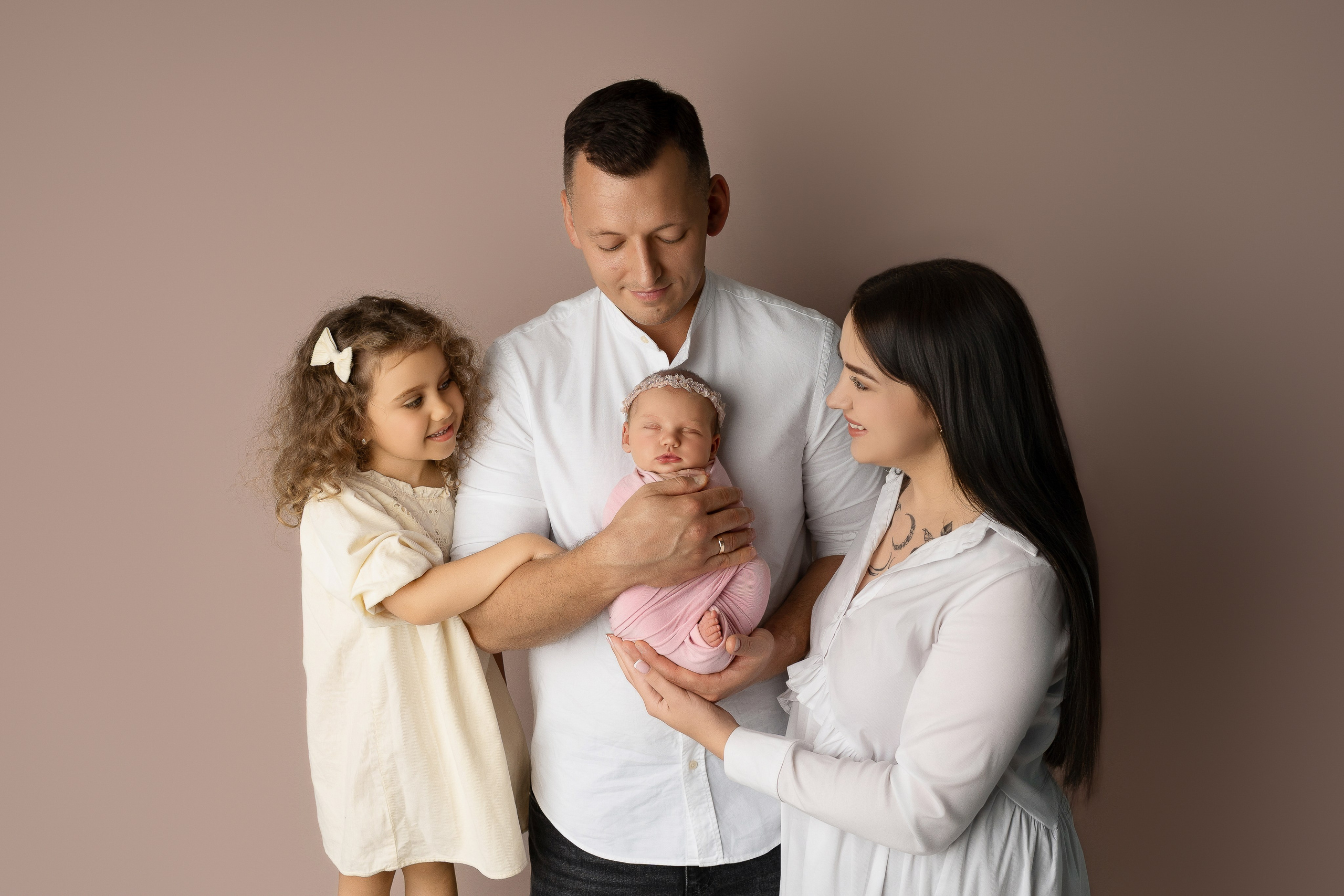 Esu Aleksandra naujagimių ir kudikių fotografė iš Vilniaus