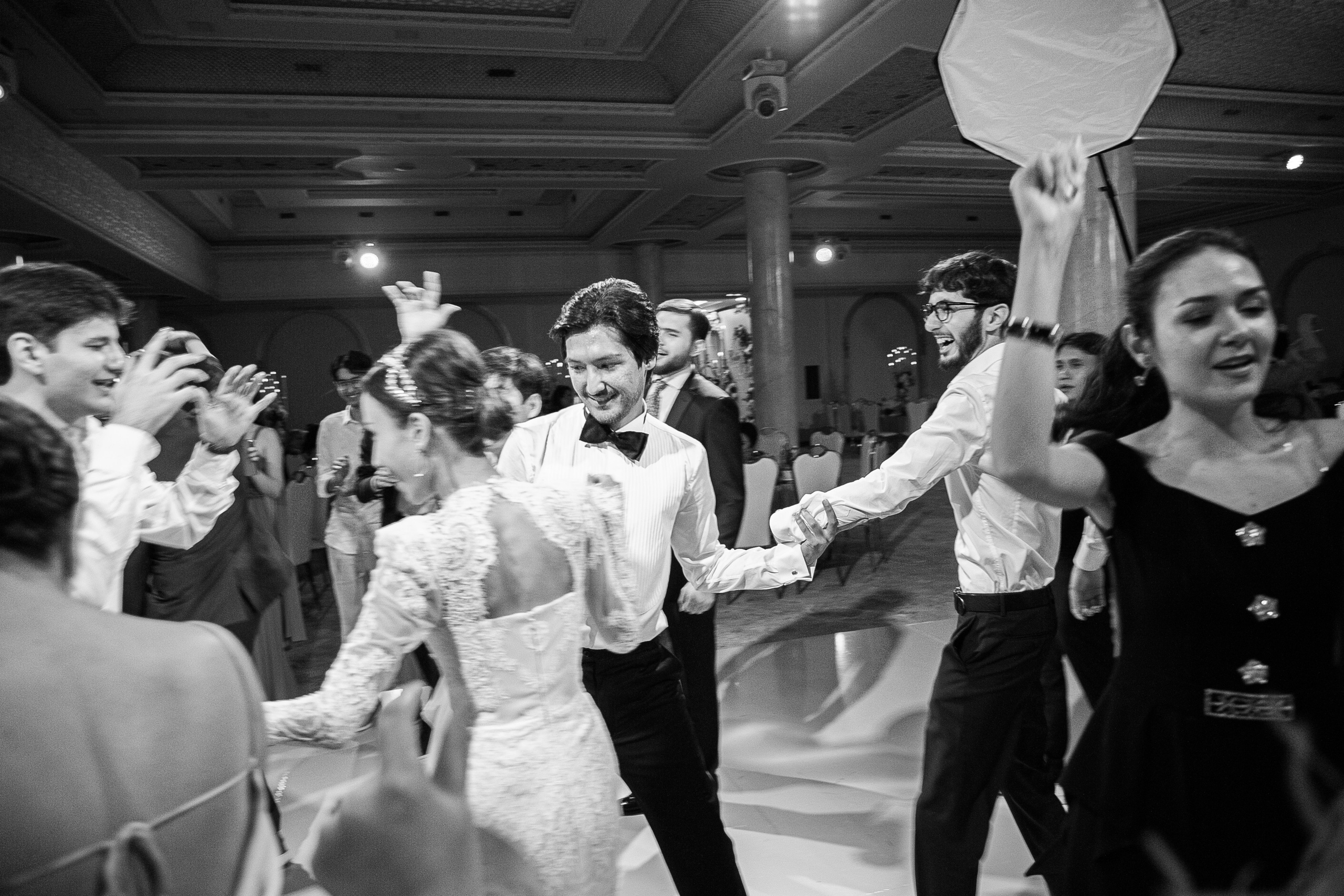 Botir & Zukhra. Главная