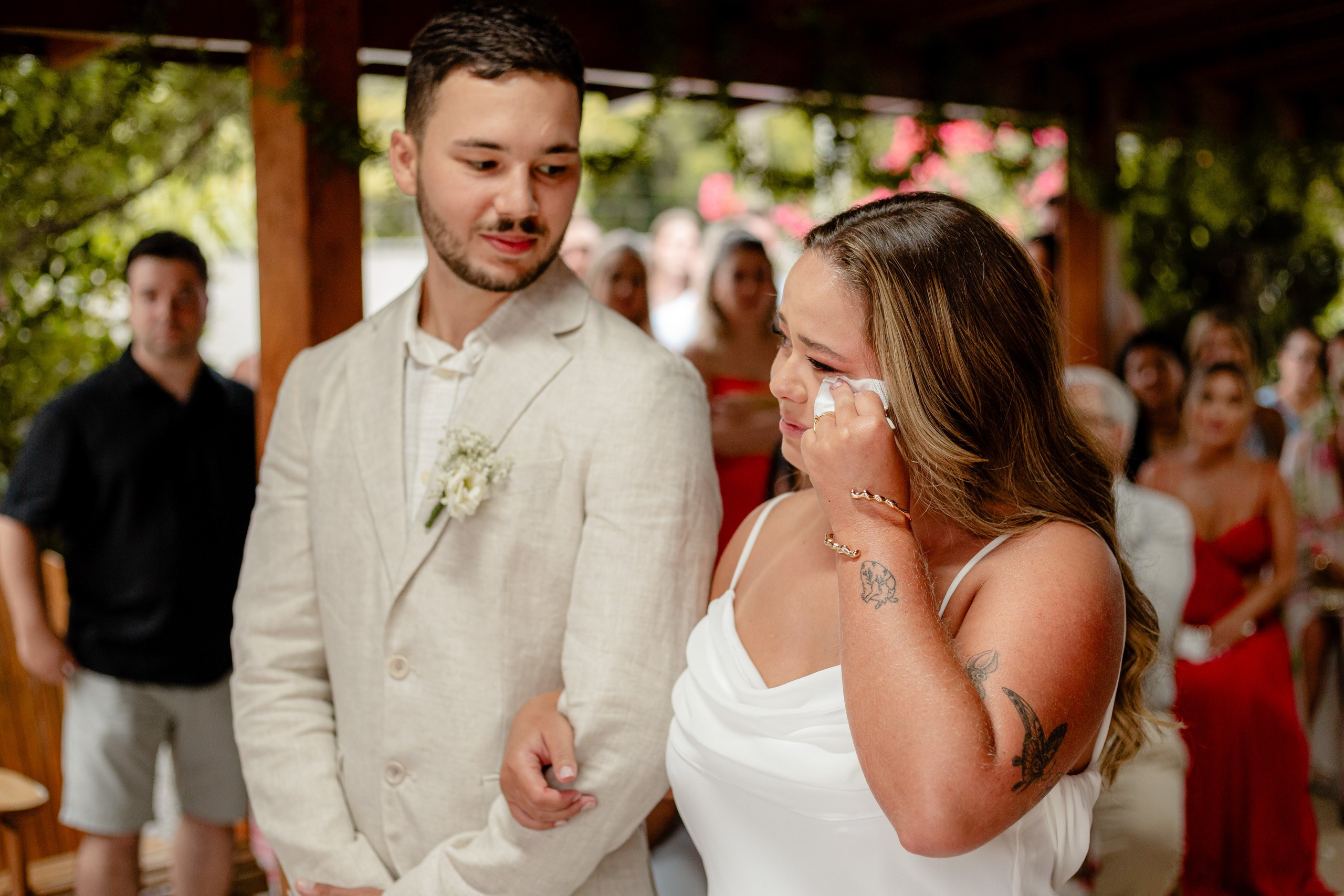 Cerimônia de casamento intimista em Bombinhas — Sarah e Eduardo