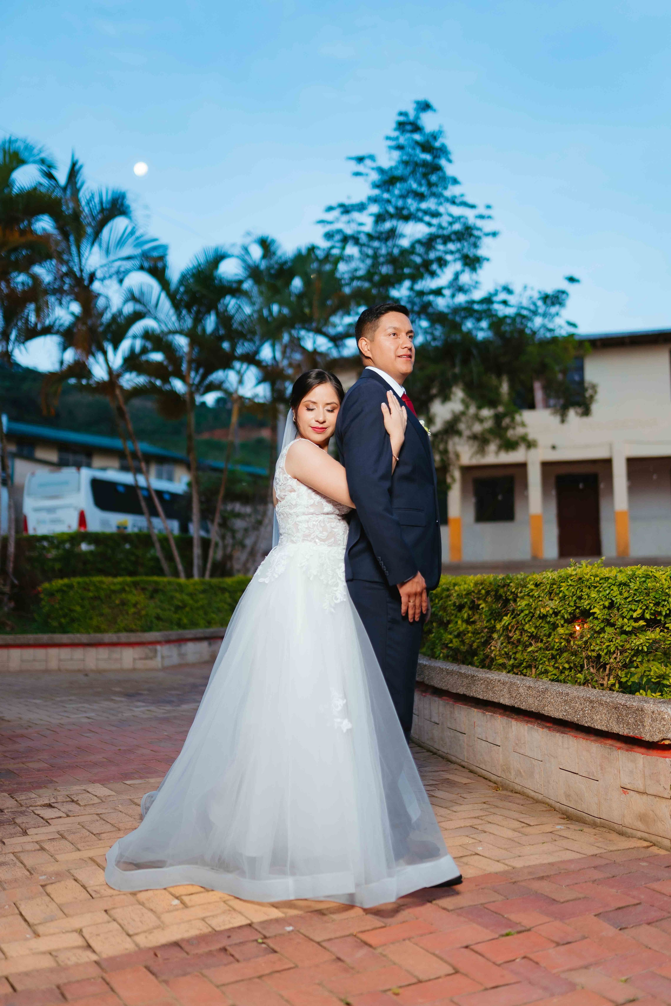 Jennifer y Vladimir. Fotógrafo de bodas en Loja Ecuador | Piero Alvarez PH