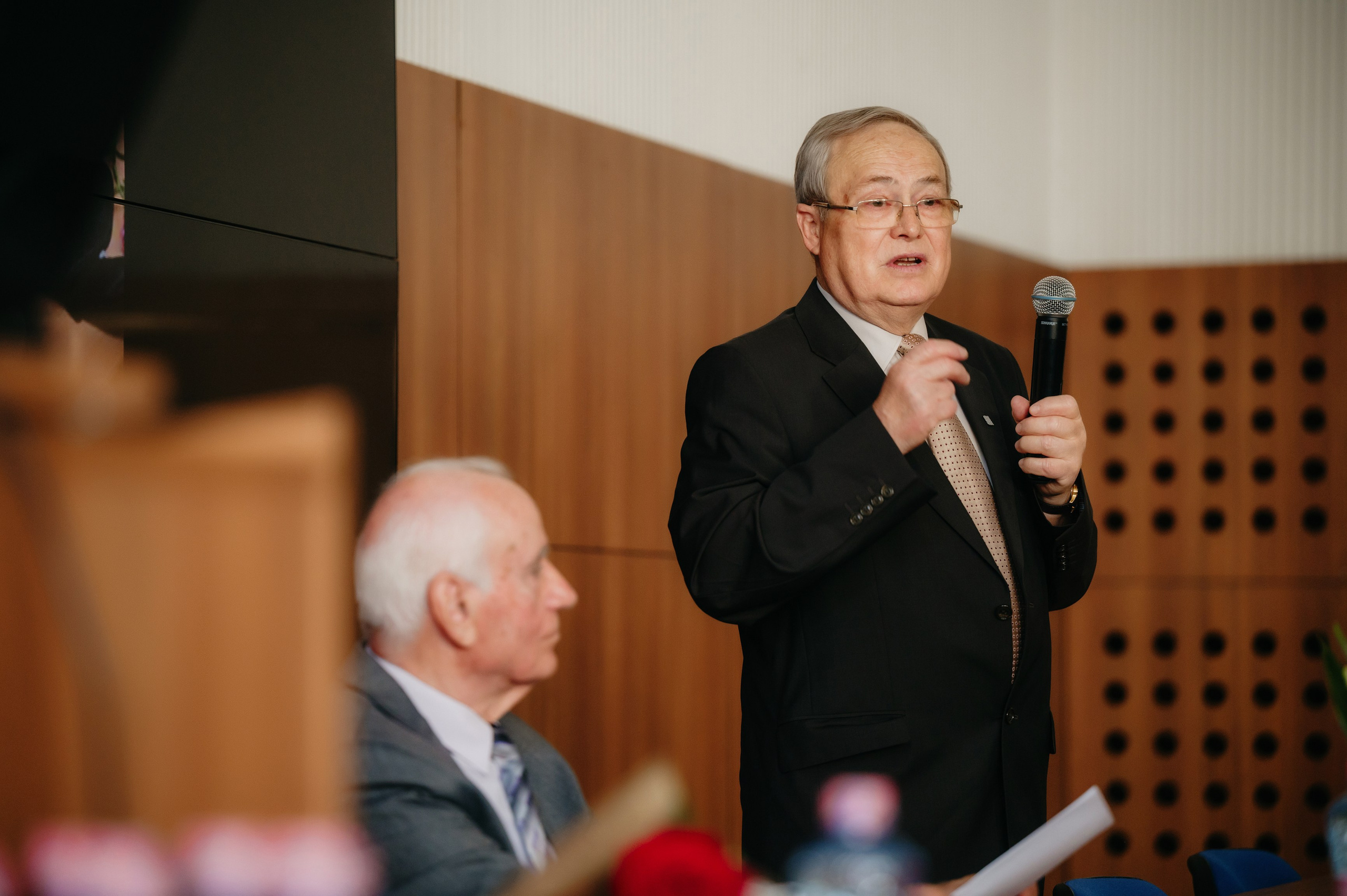 Medicina Veterinara — dupa 30 de ani…. Laurentiu Stefan StoryTeller