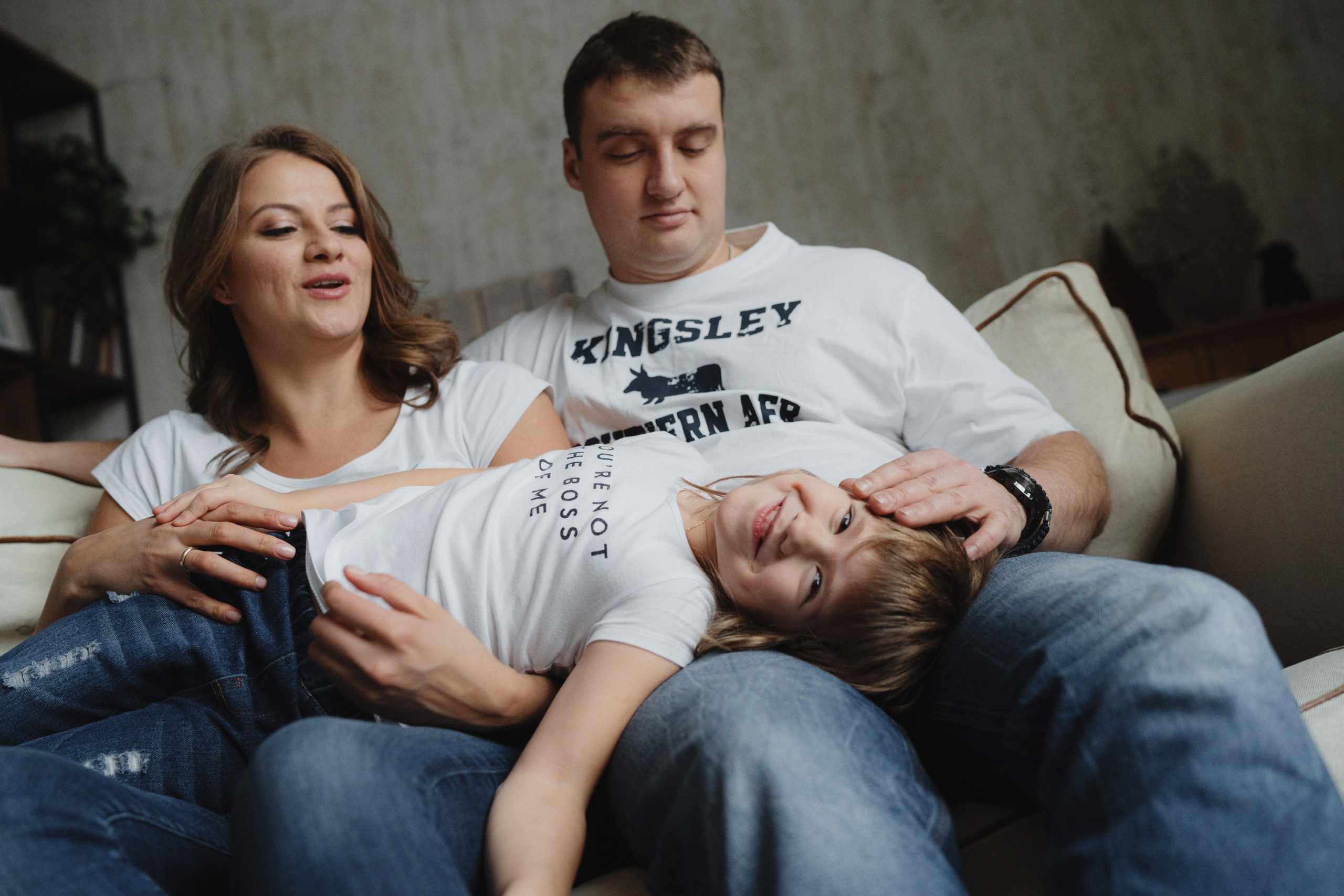 Фотосессия для семьи в студии Дананг. Фотограф в Дананге, Вьетнам. Эстетика и лайфстайл