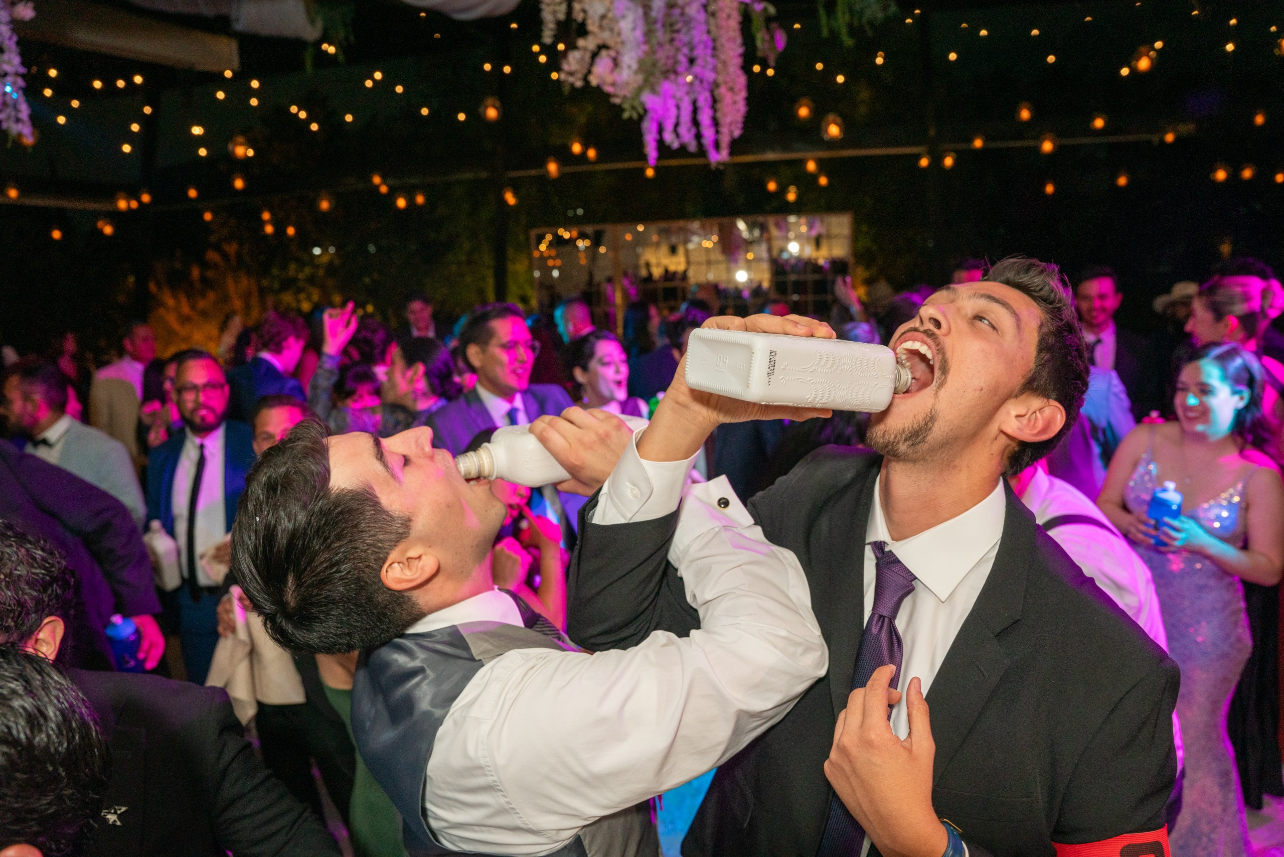 Ale & Diego | Punto Sur GDL. Elopement & Lifestyle Wedding Photographer