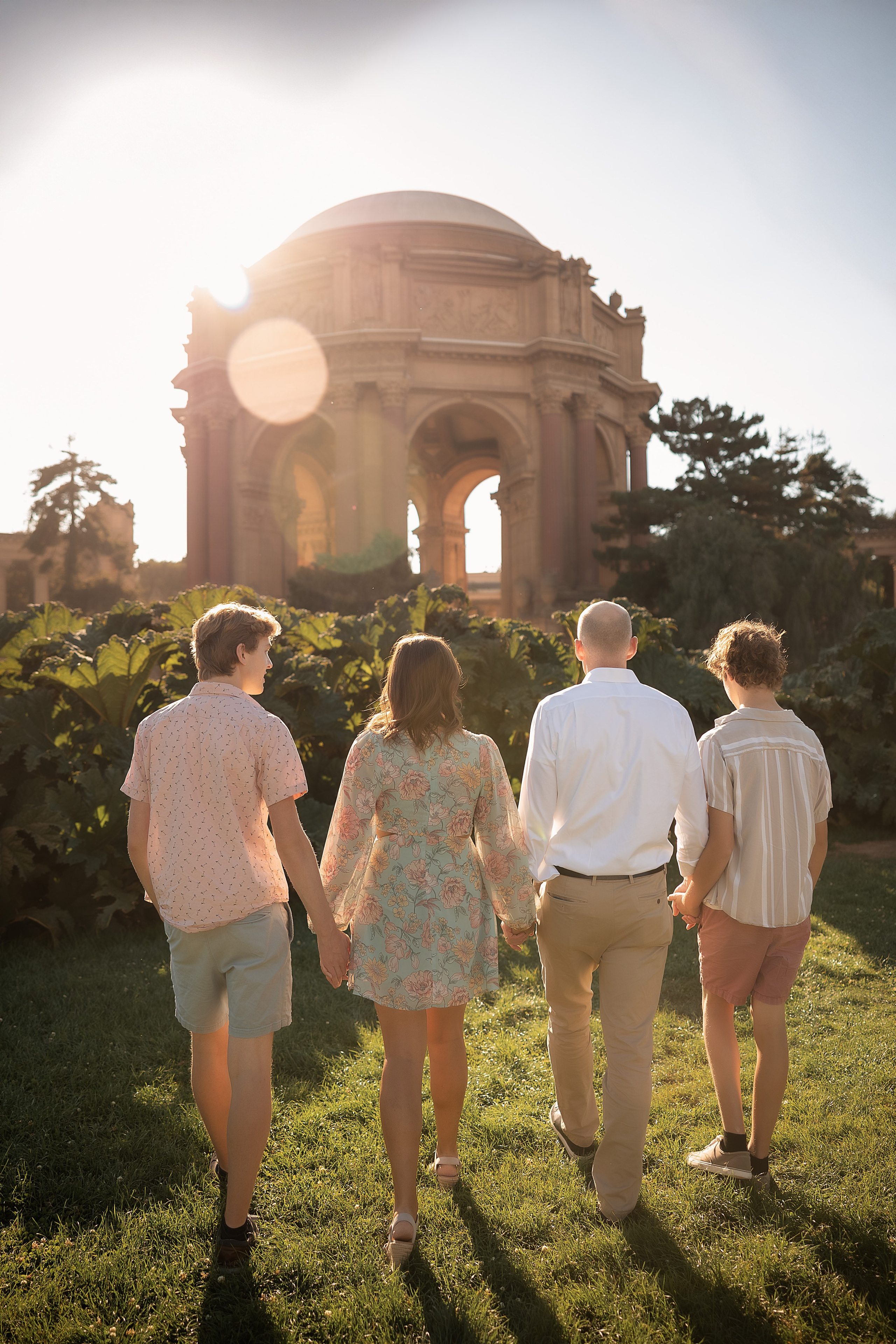 FAMILY & MATERNITY PHOTOGRAPHY. Couples & Families photographer in Bay Area, San Jose, California