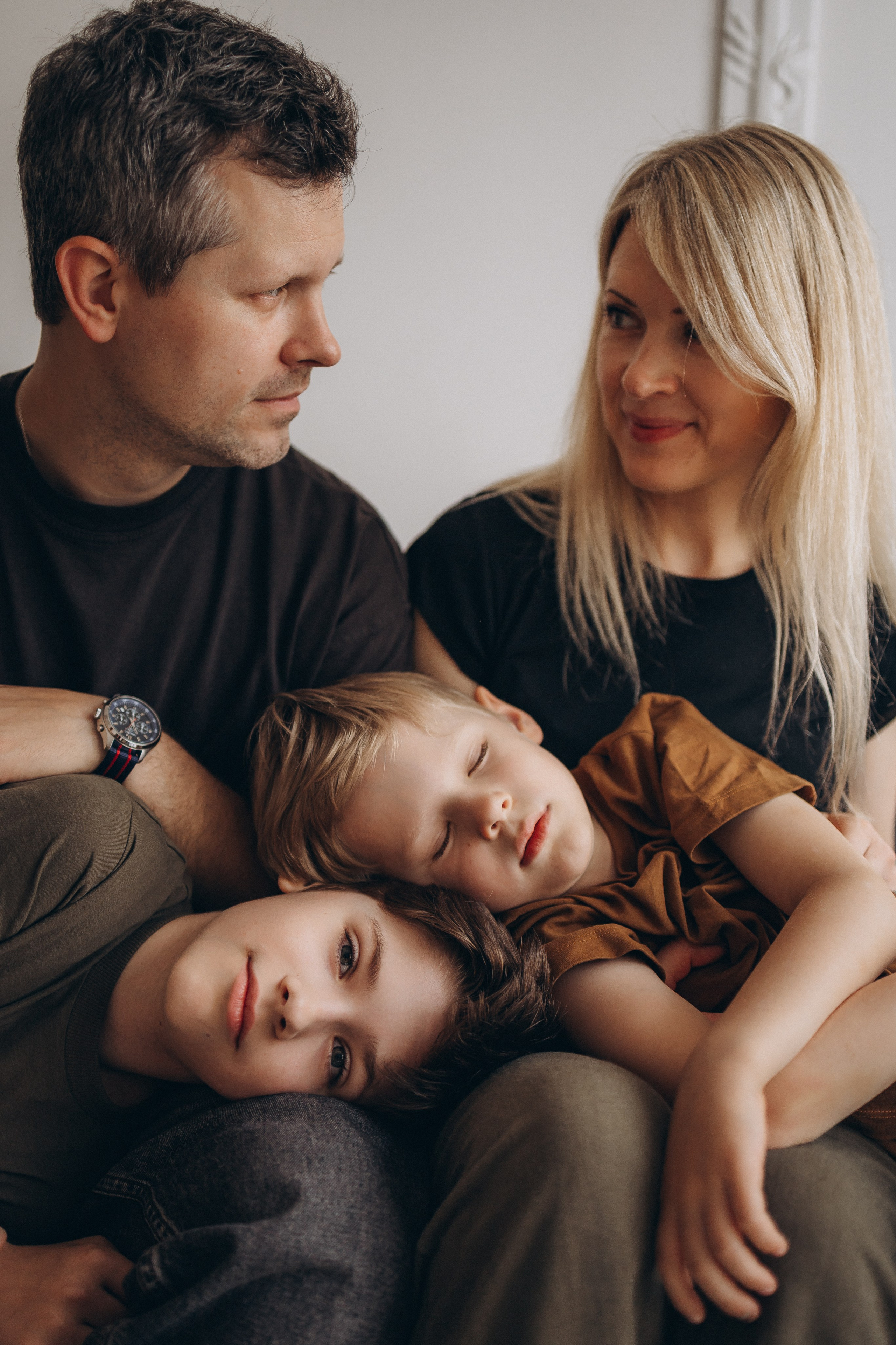 LAURAS ģimene. GALVENĀ