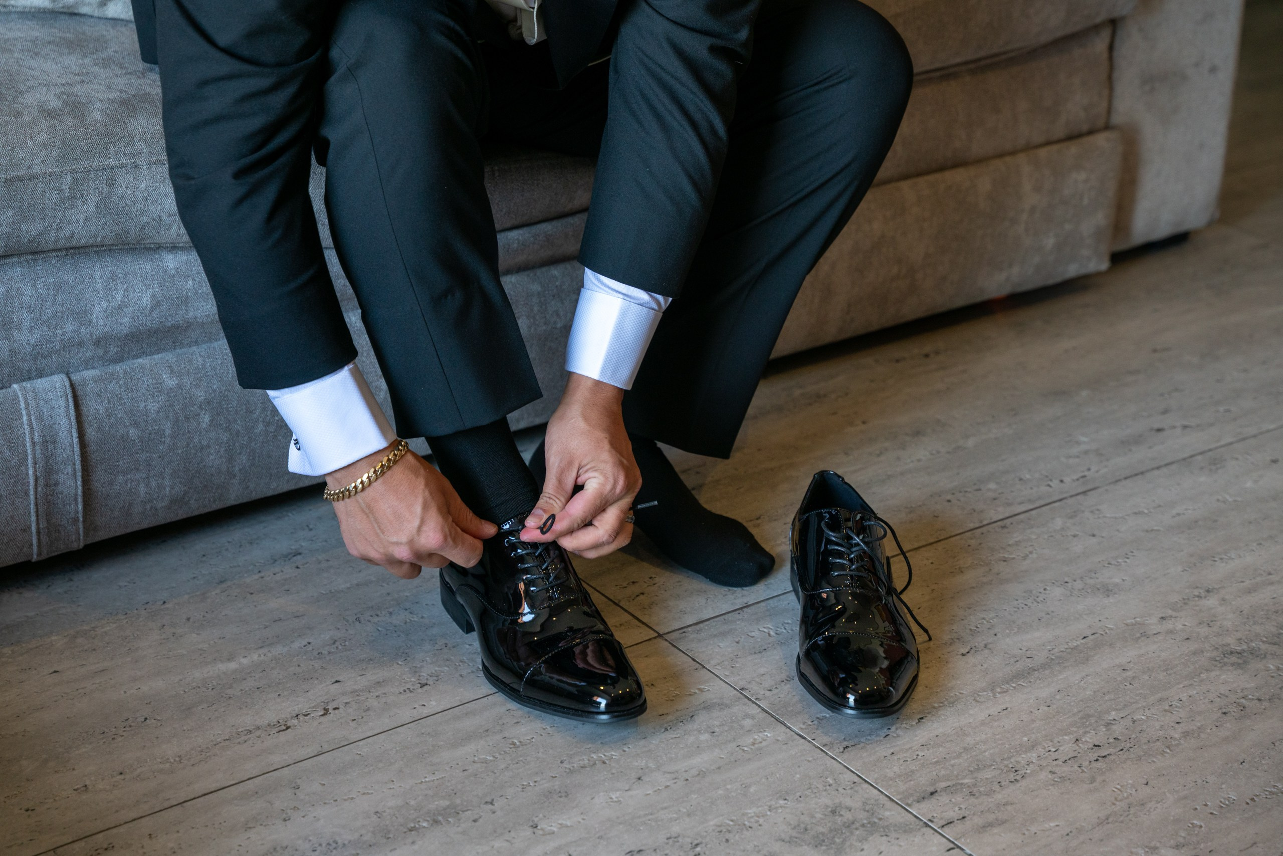 Daniel & Jannet. Elopement & Lifestyle Wedding Photographer