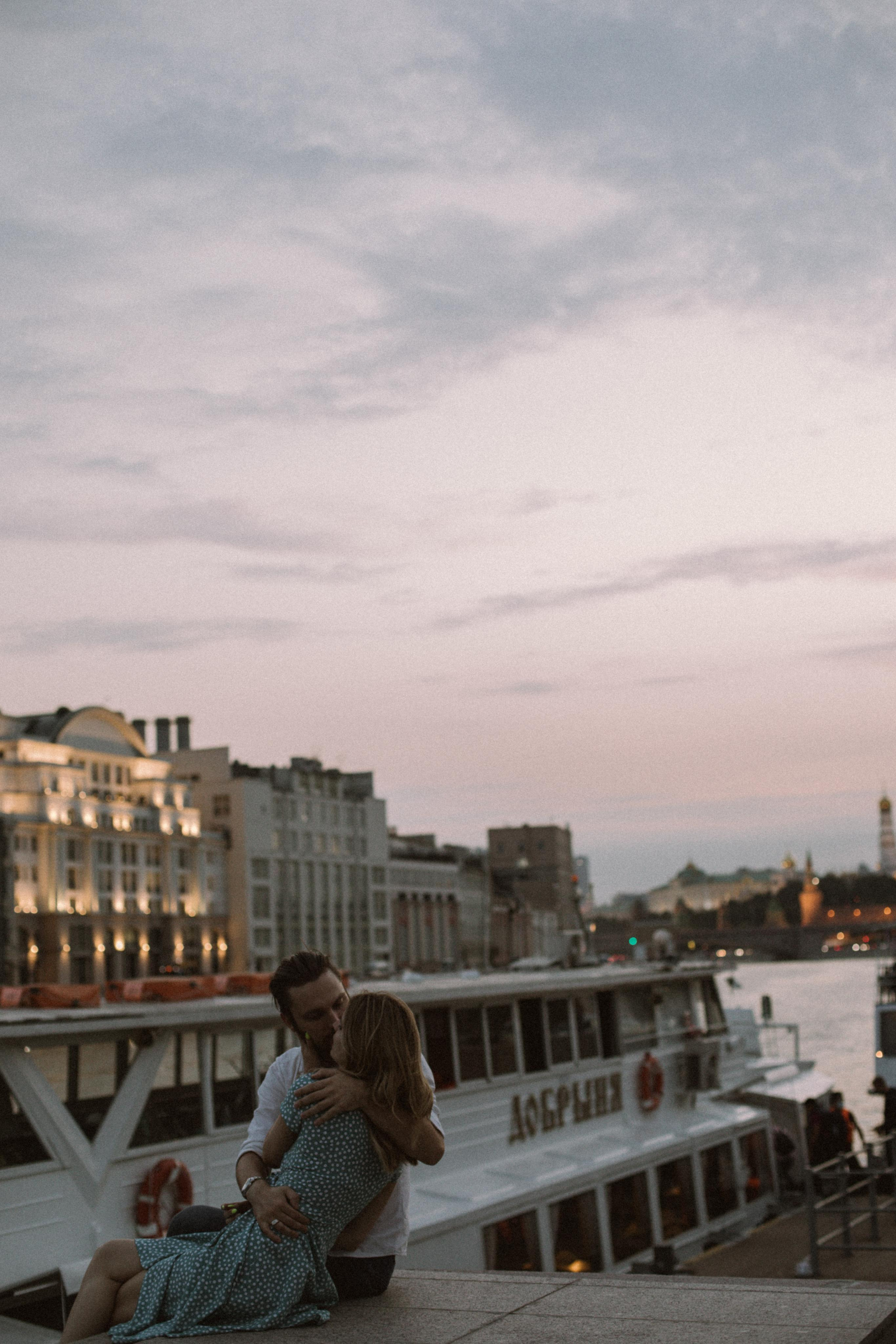 Alex & Sofia. Photographer in Paris